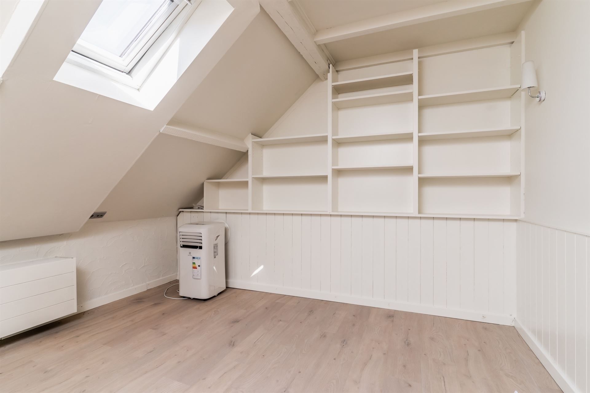 Authentieke hoeve met 4 slpks, poolhouse en zwembad foto 27