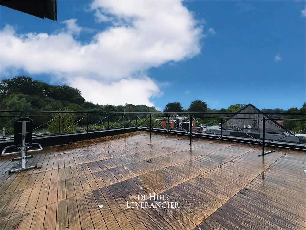 Prachtig Penthouseappartement (2 slpk) in hartje Hove te koop foto 4