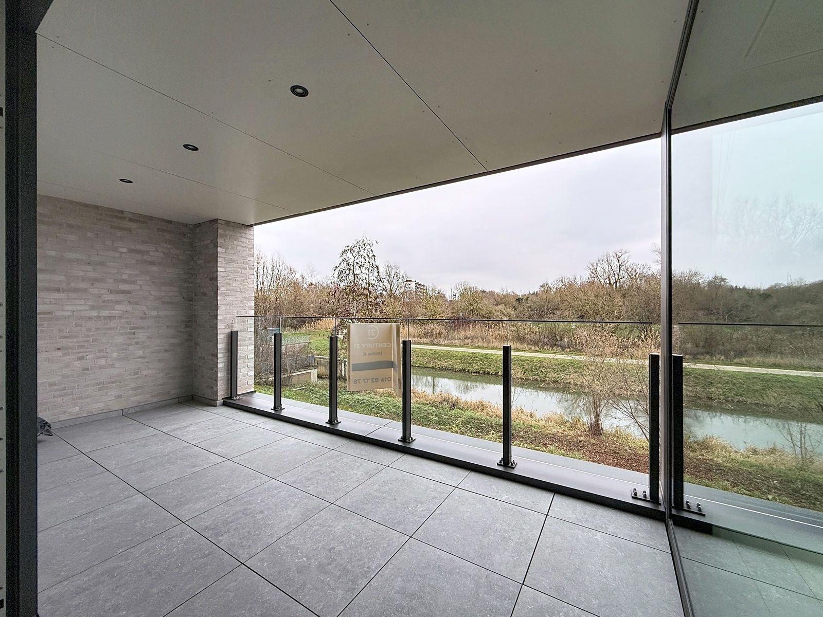 Energiezuinig nieuwbouwappartement met terras en garage. foto 4