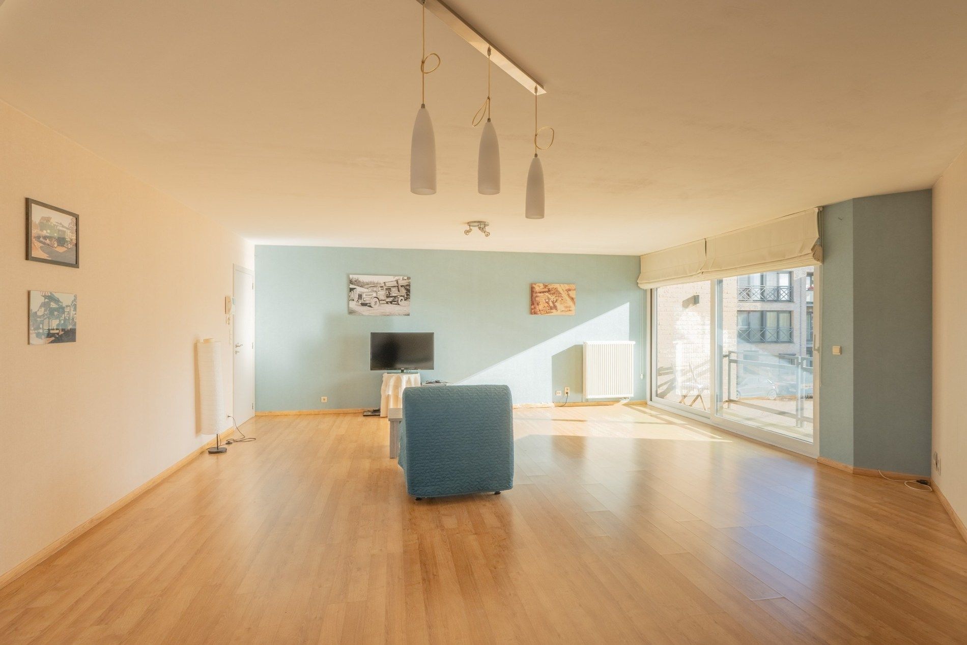 Ruim en zonnig appartement te Lissewege foto 4