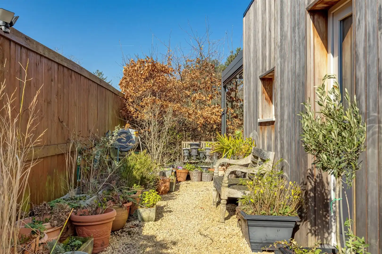 Een thuis vol sfeer met 5 slpks en een mooie tuin! foto 27