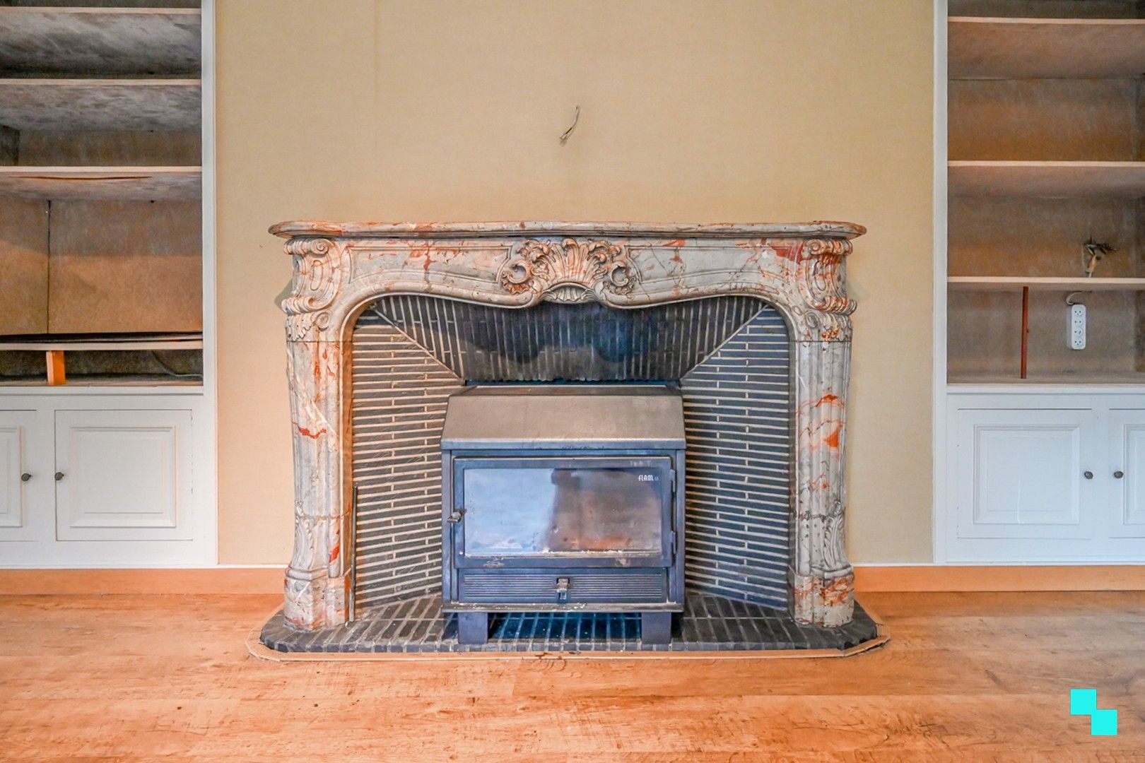 Zeer ruime woning te Heule foto 6