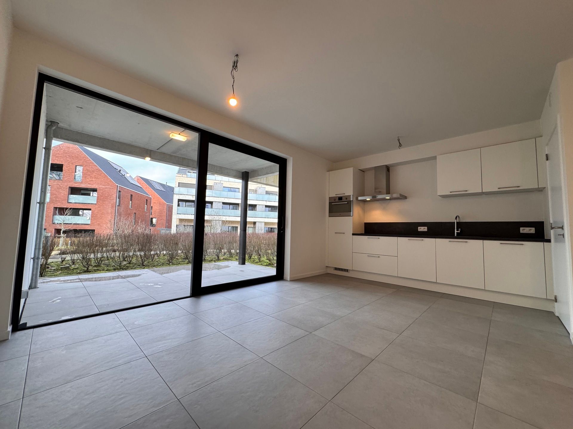 Energiezuinig gelijkvloers appartement met terras foto 2