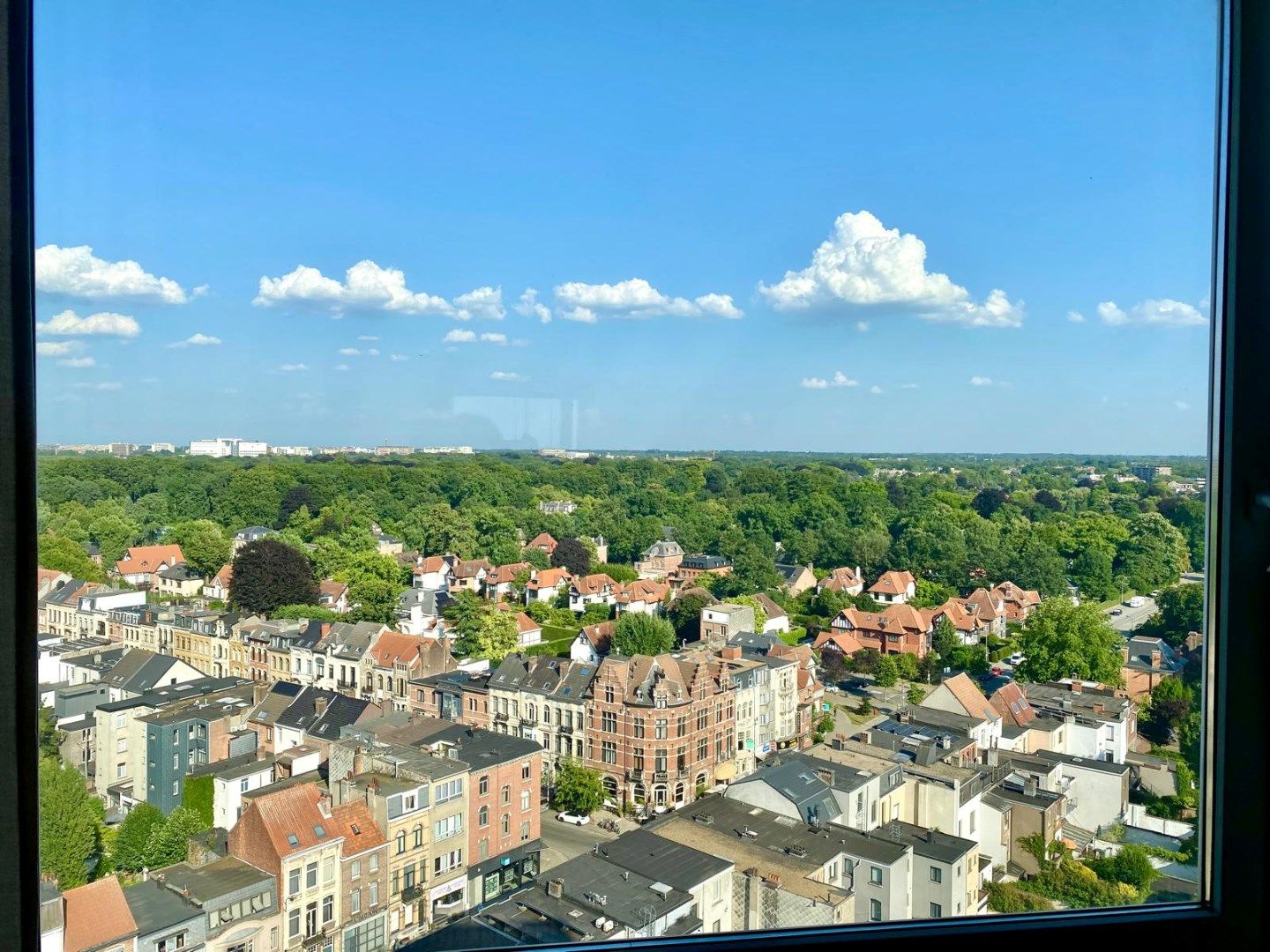 LEUK STARTERSAPPARTEMENT MET MAGNIFIEK UITZICHT OP 15 DE VERDIEPING foto 16