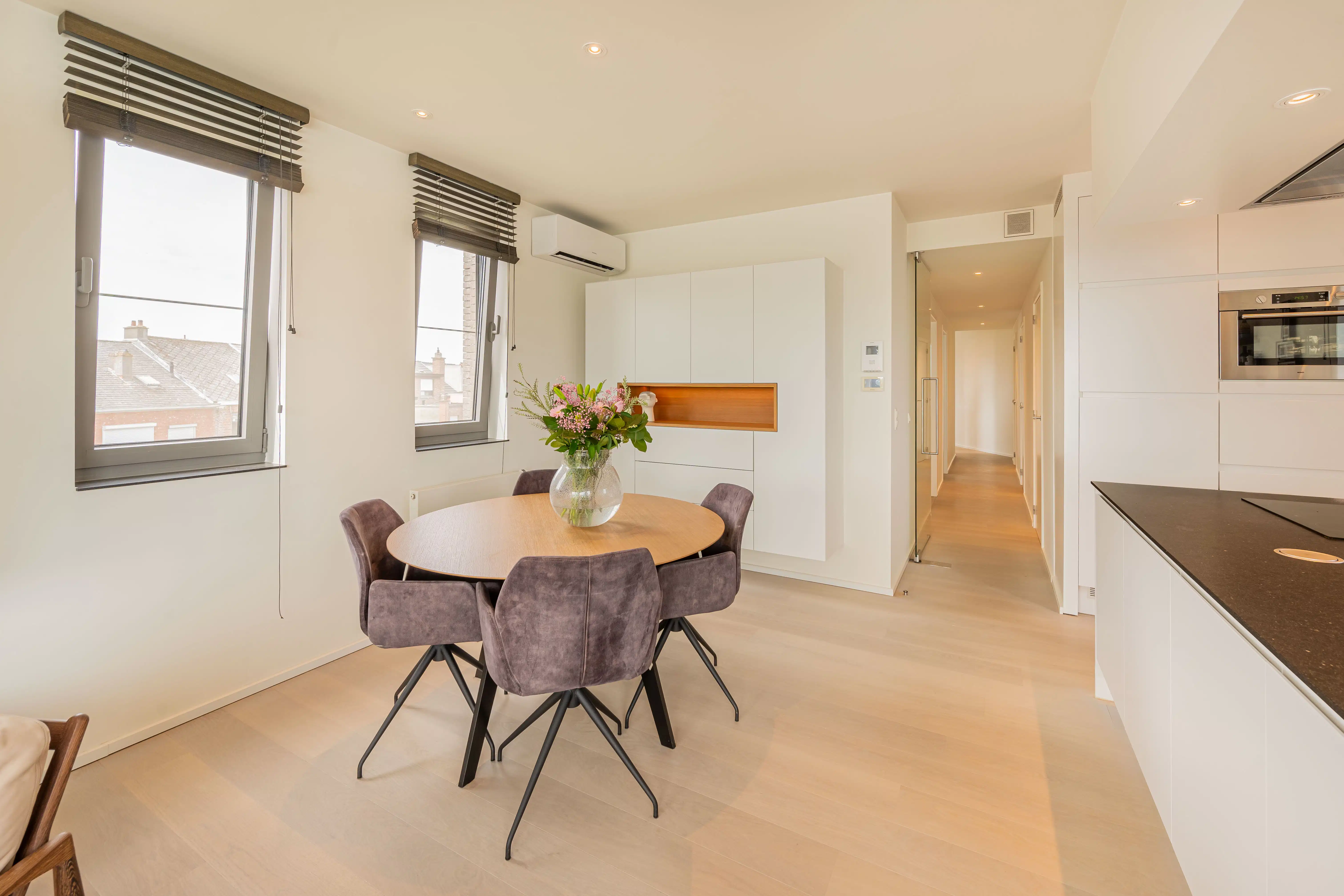 High-end penthouse met zicht op het water foto 6