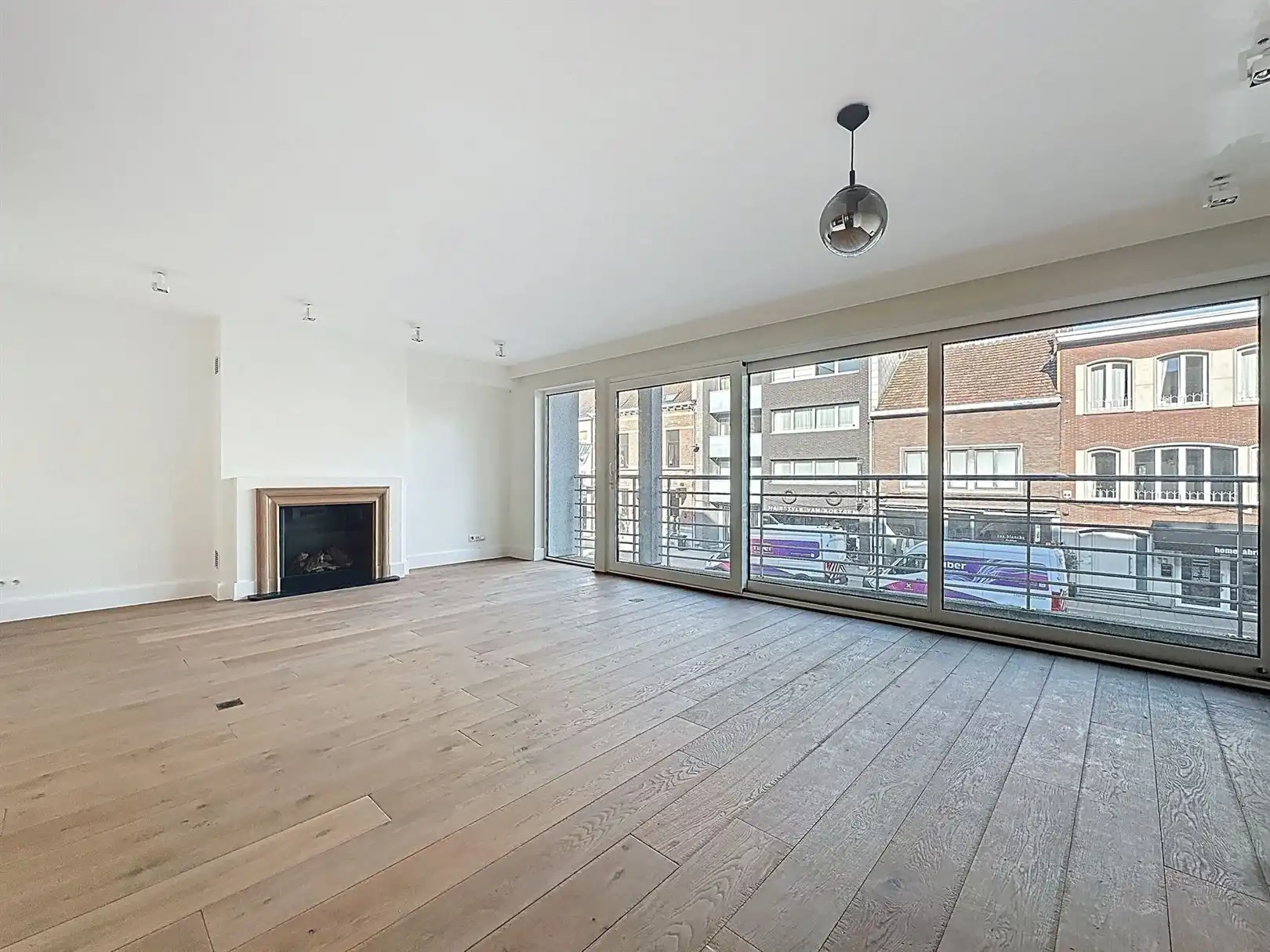 Prachtig appartement met ruim terras en P in centrum Brasschaat  foto 2