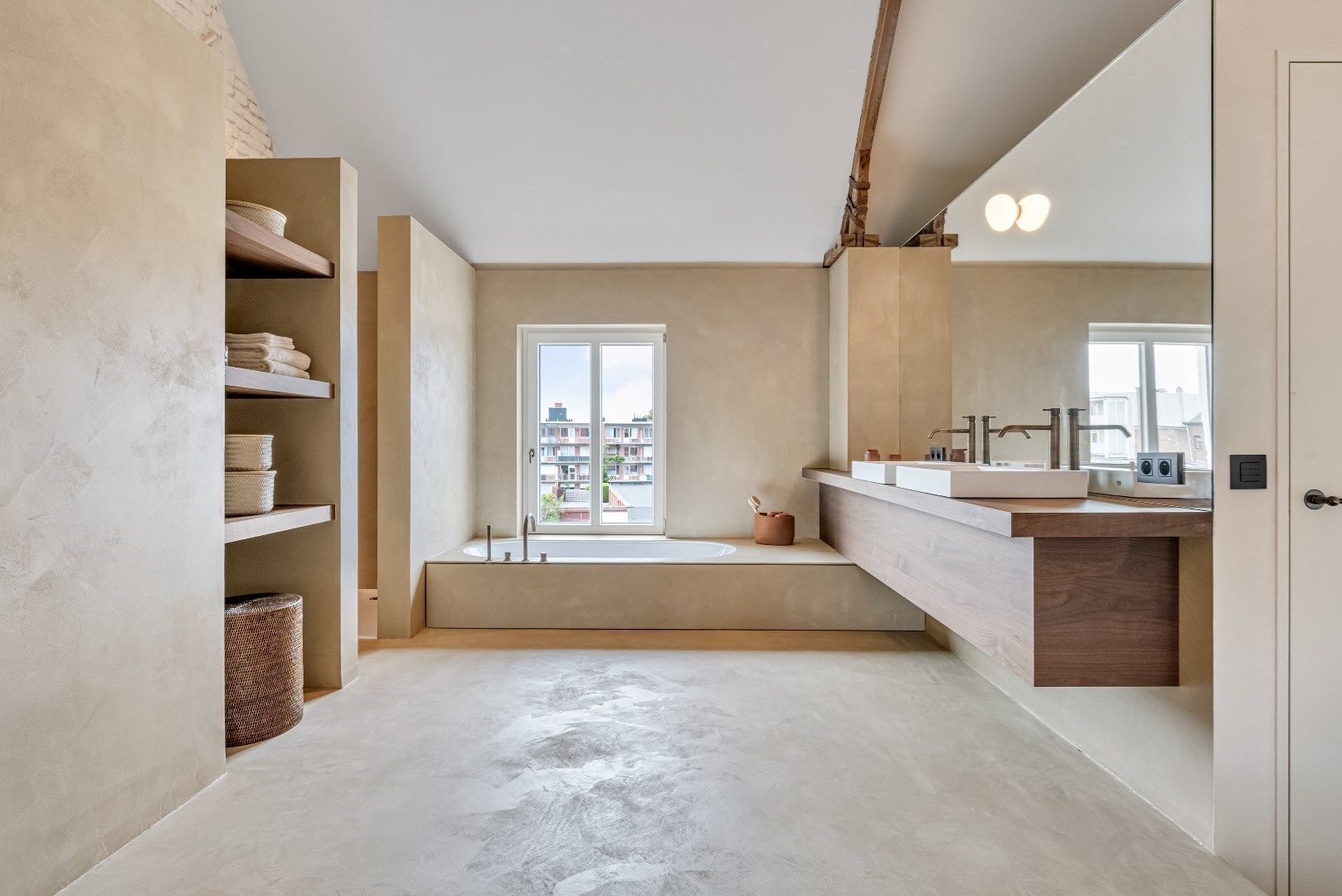 Prachtig gerenoveerd herenhuis in het centrum van Kortrijk. foto 25