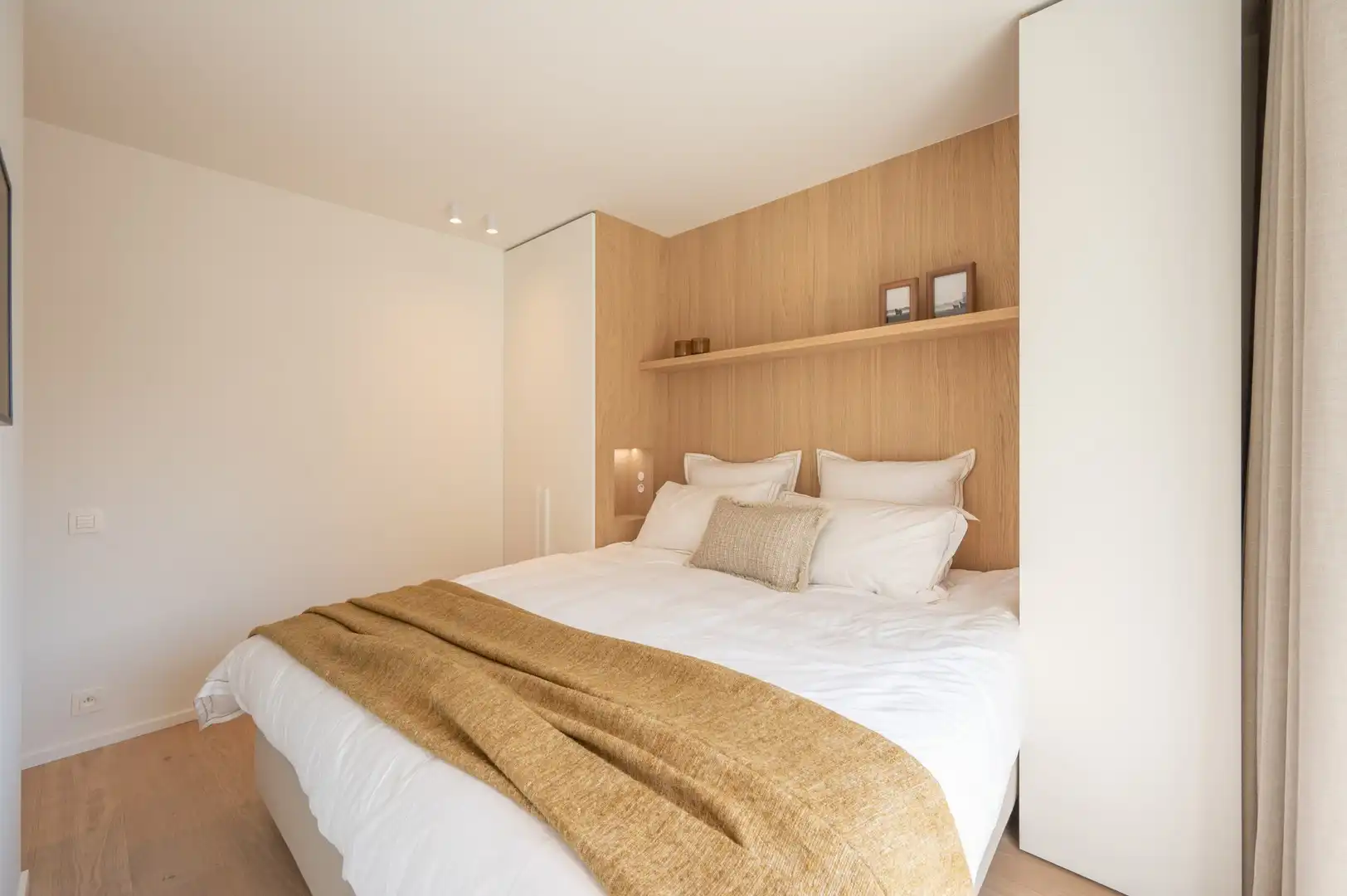 Lichtrijk, gerenoveerd appartement met uitzicht op het Lichttorenplein. foto 19