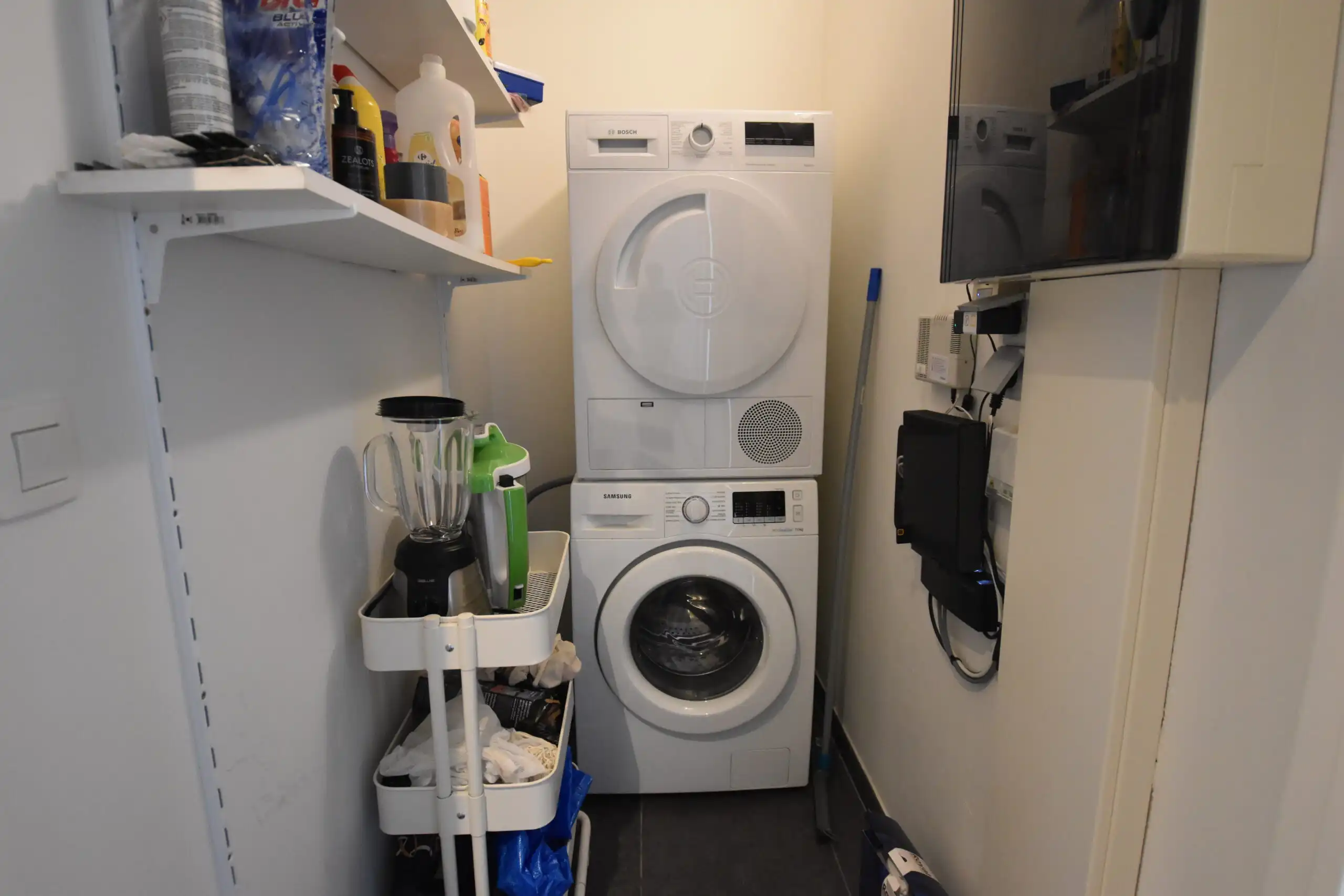 Recent energiezuinig appartement in Sint-Niklaas foto 17