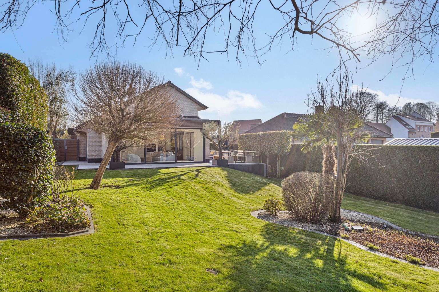 Instapklare laagbouw villa op een gunstige locatie  foto 32