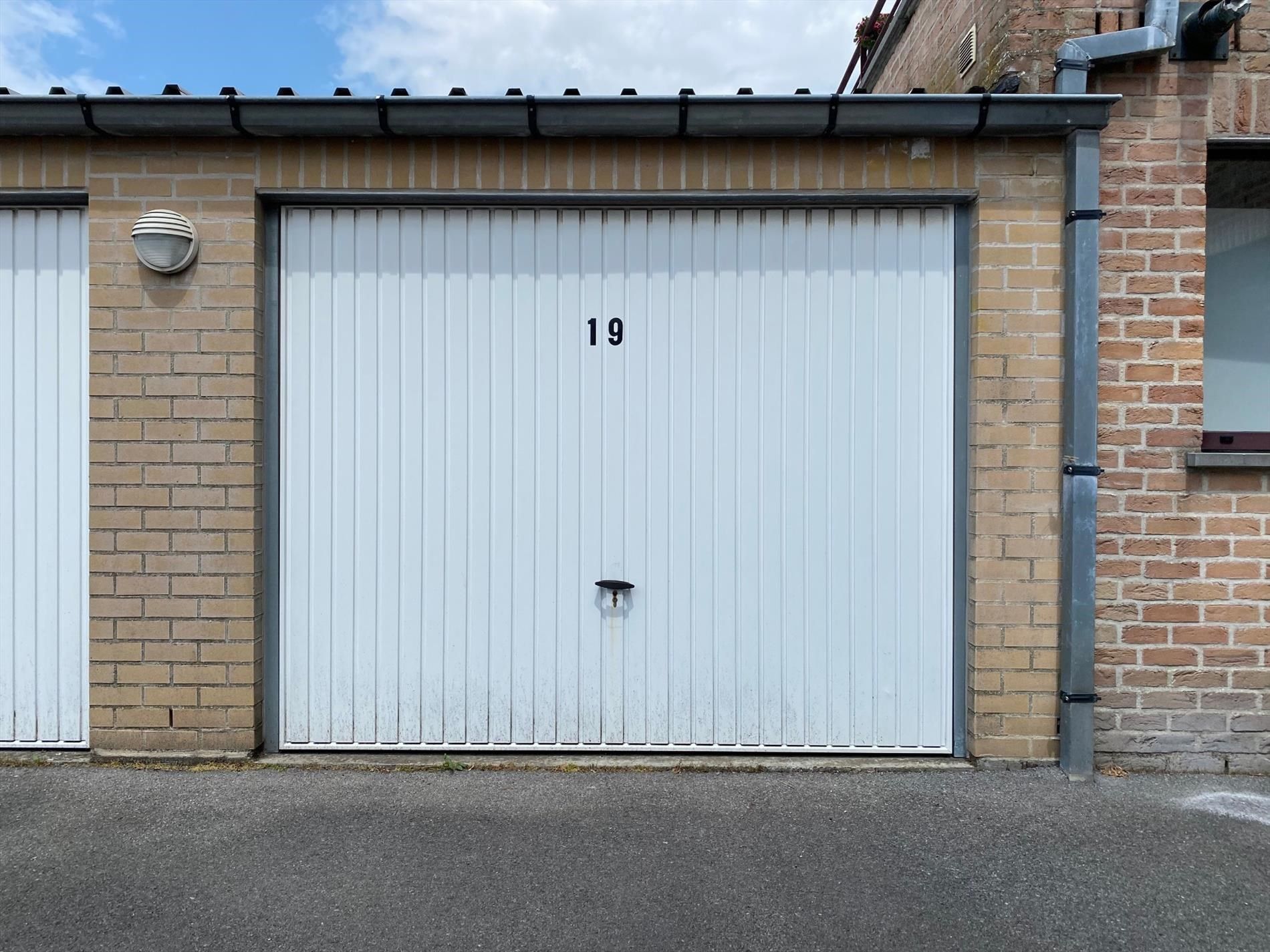 Garage te huur Moerestraat 11 - - 8680 Koekelare