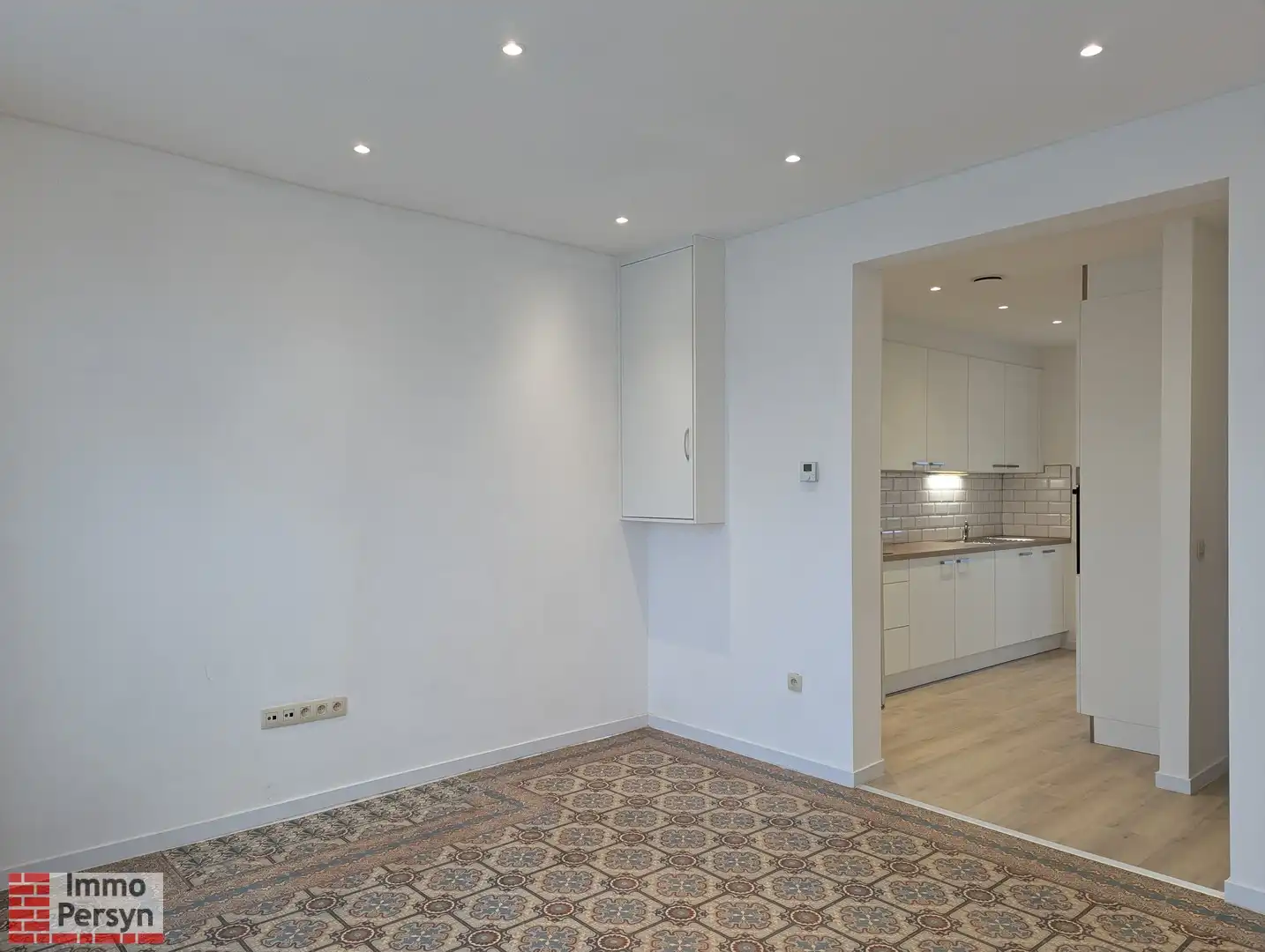 Rustig gelegen gezinswoning met tuintje foto 4