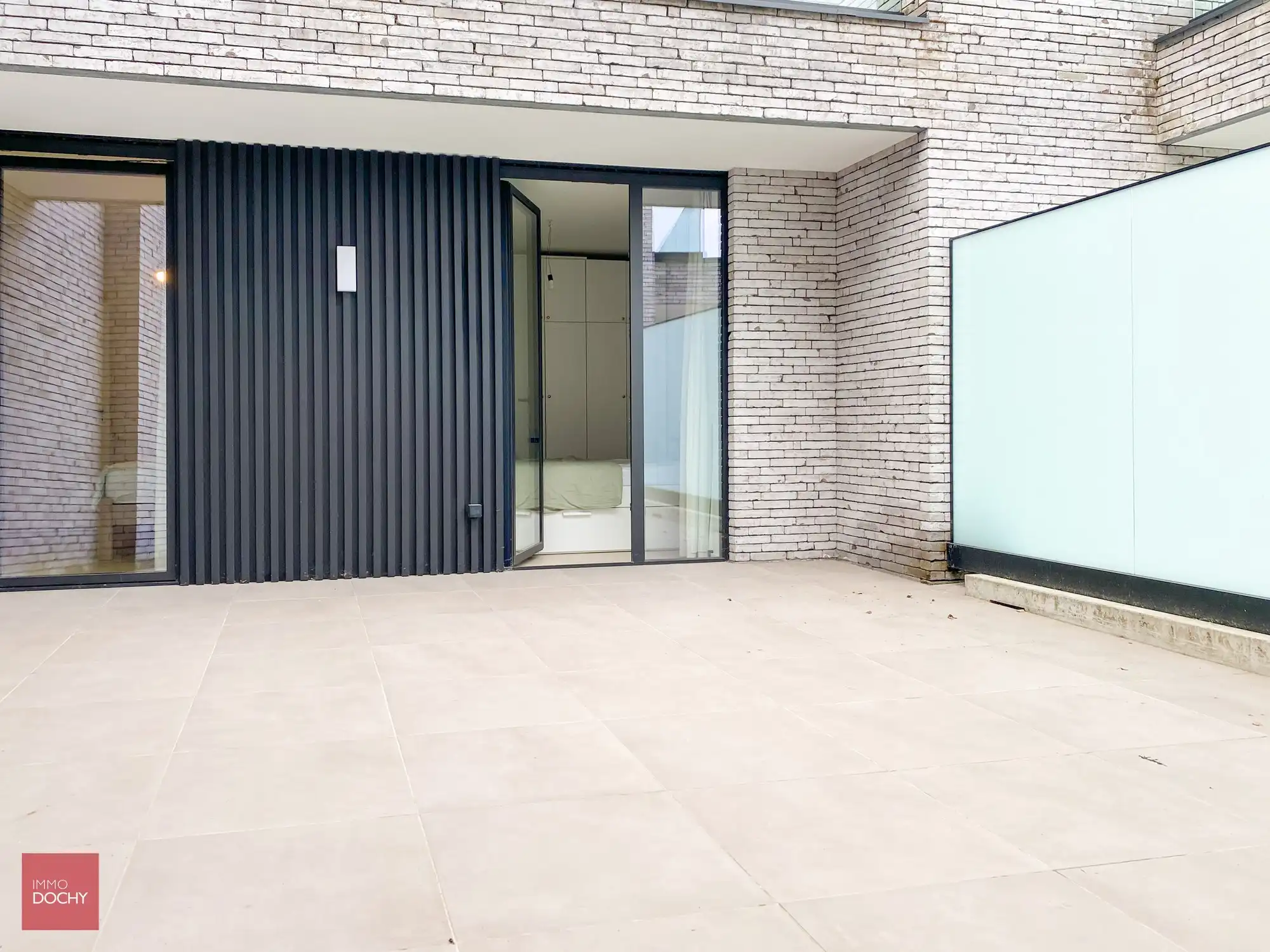 Recent gebouwd instapklaar appartement met grote terrassen en ondergrondse garagebox | Potegemstraat foto 11