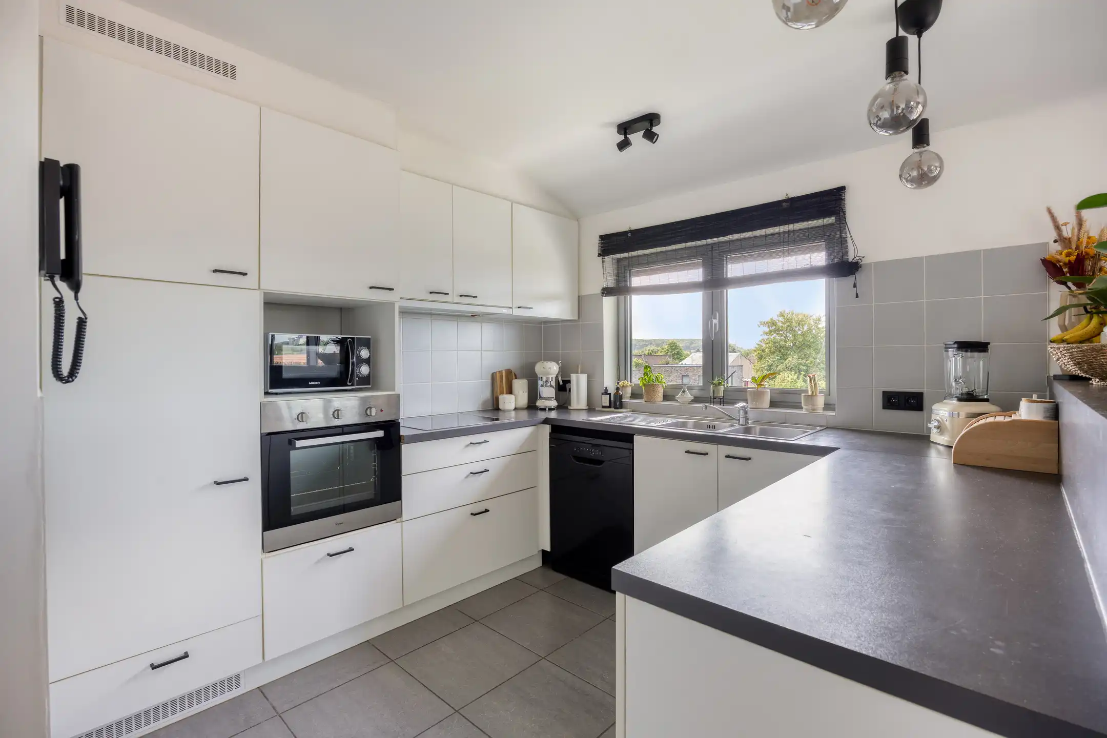 Recent gerenoveerd twee slaapkamerappartement te Wilsele foto 6