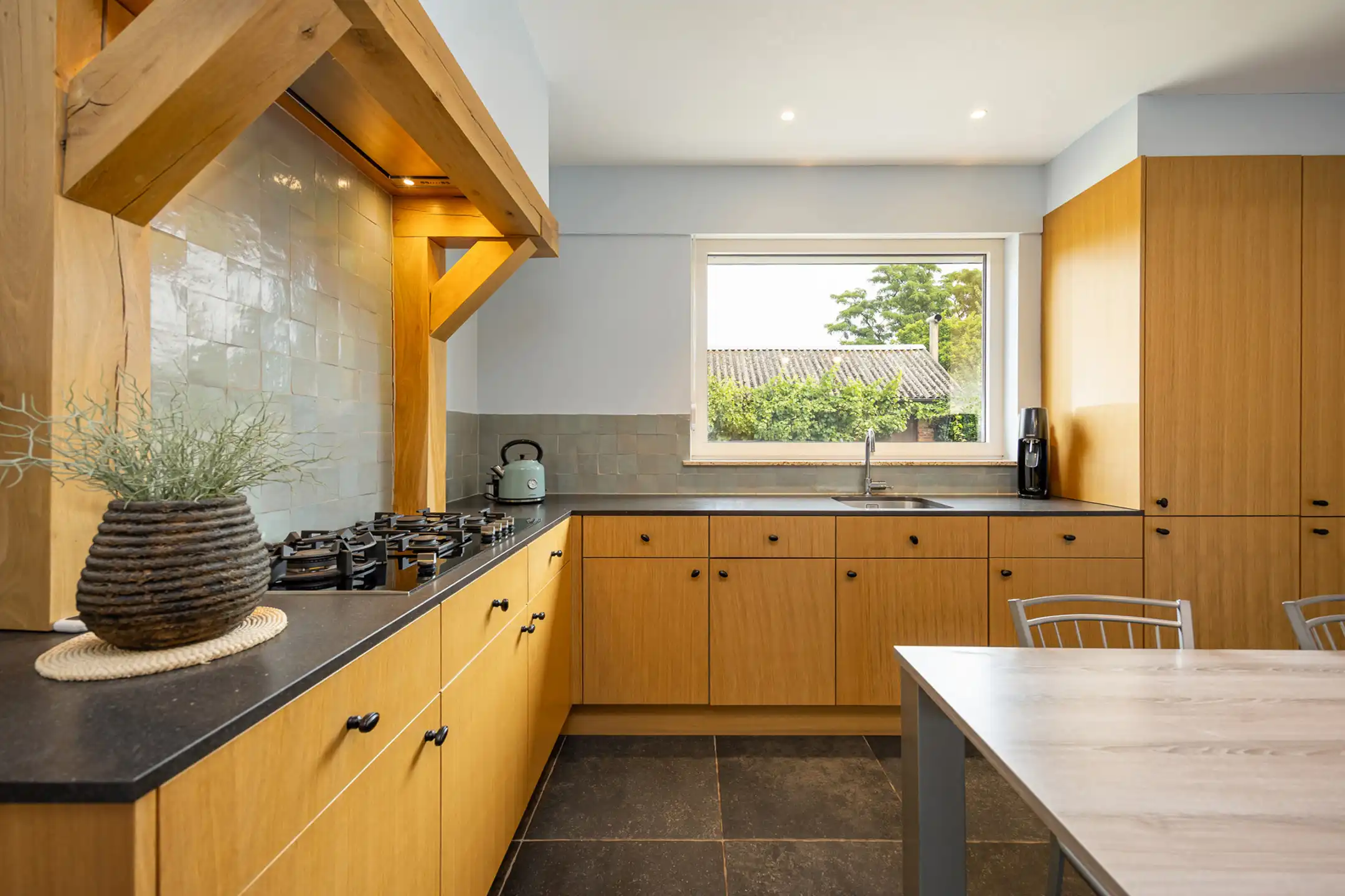 Instapklare woning met 4 slaapkamers op 865 m² foto 10