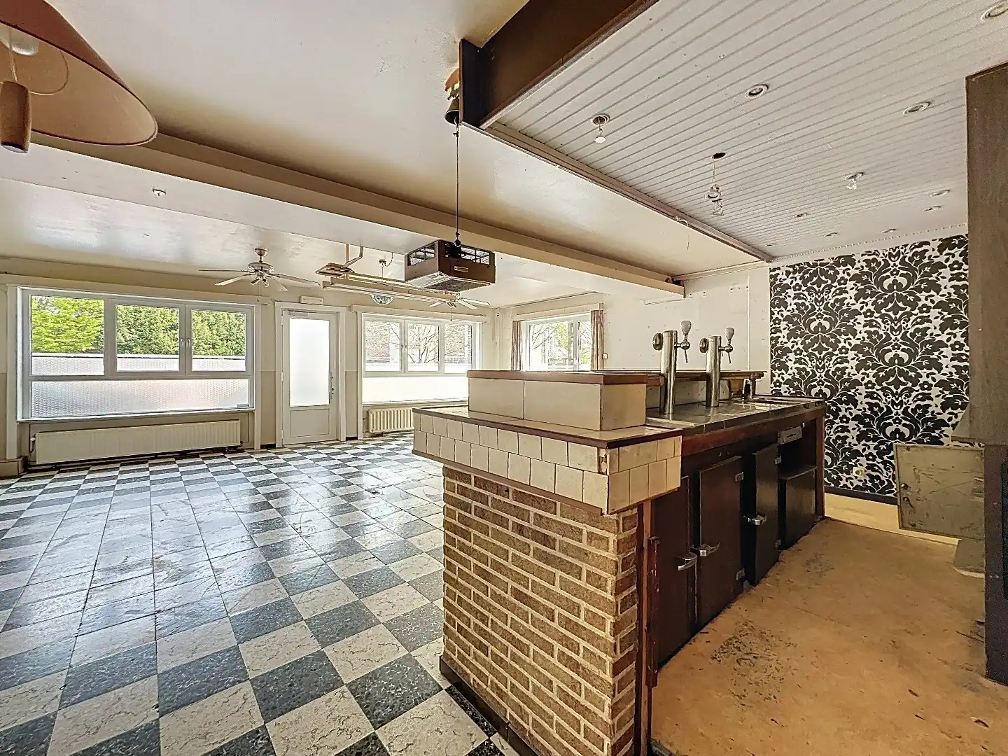 Voormalig handelspand op toplocatie! foto 4