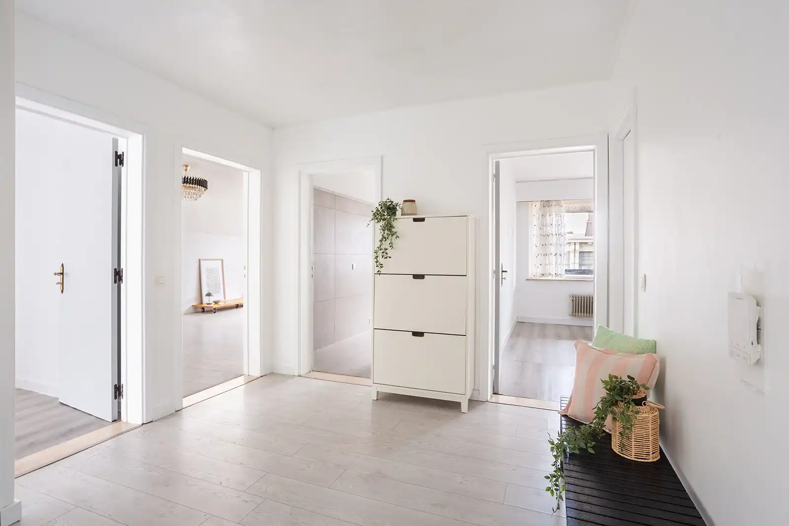 Drie slaapkamers, twee terrassen, één centrale ligging foto 6