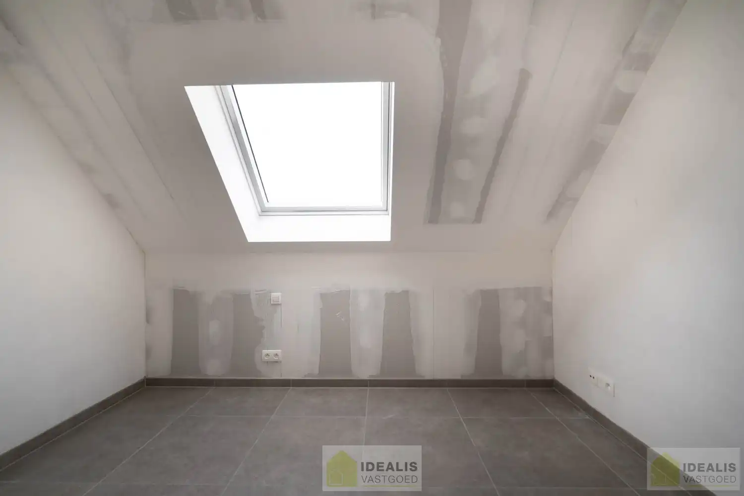 NIEUWBOUWWONING IN HET CENTRUM VAN HAMONT foto 13