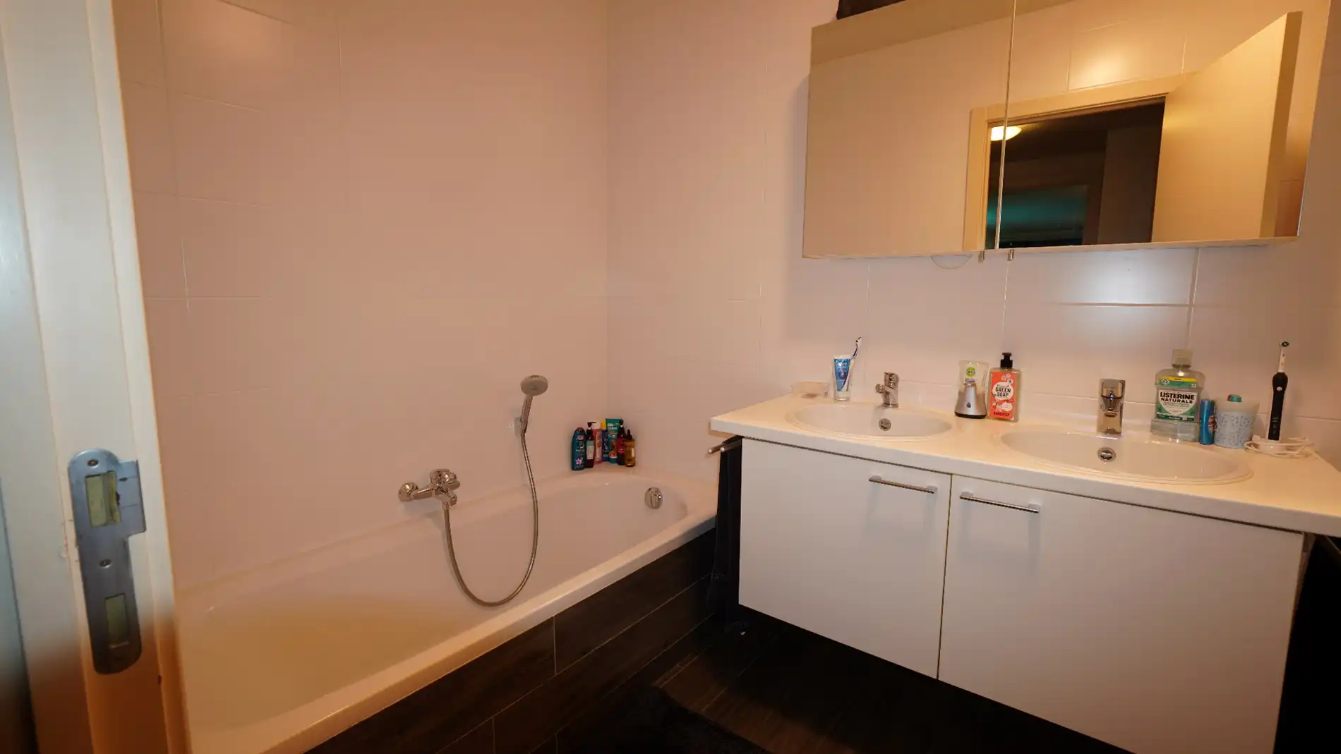 Gelijkvloers appartement met 3 slaapkamers, terras in het centrum van Lokeren foto 7