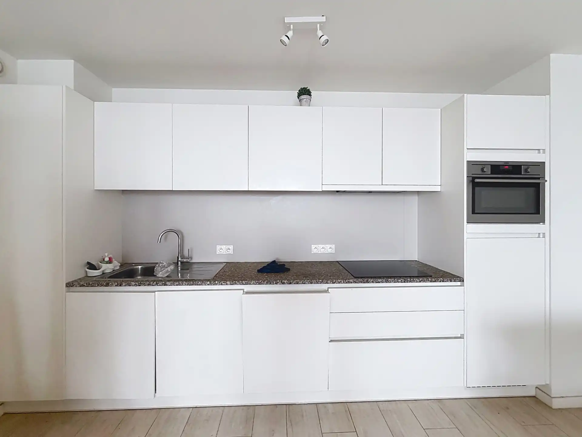 Appartement met 1 slaapkamer + parkeerplaats foto 5