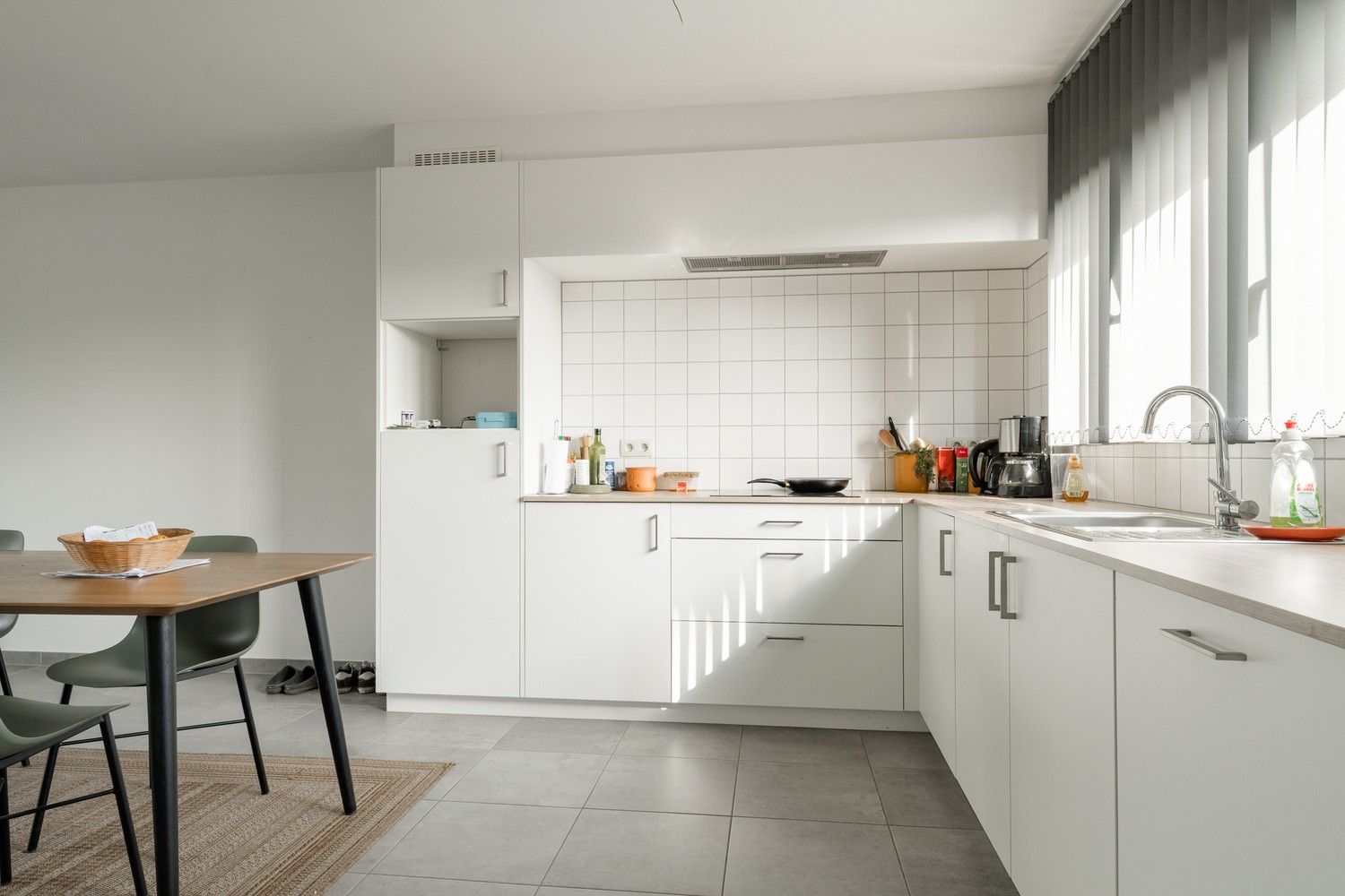 Modern en lichtrijk appartement met groot terras – Ringlaan, Overpelt foto 8