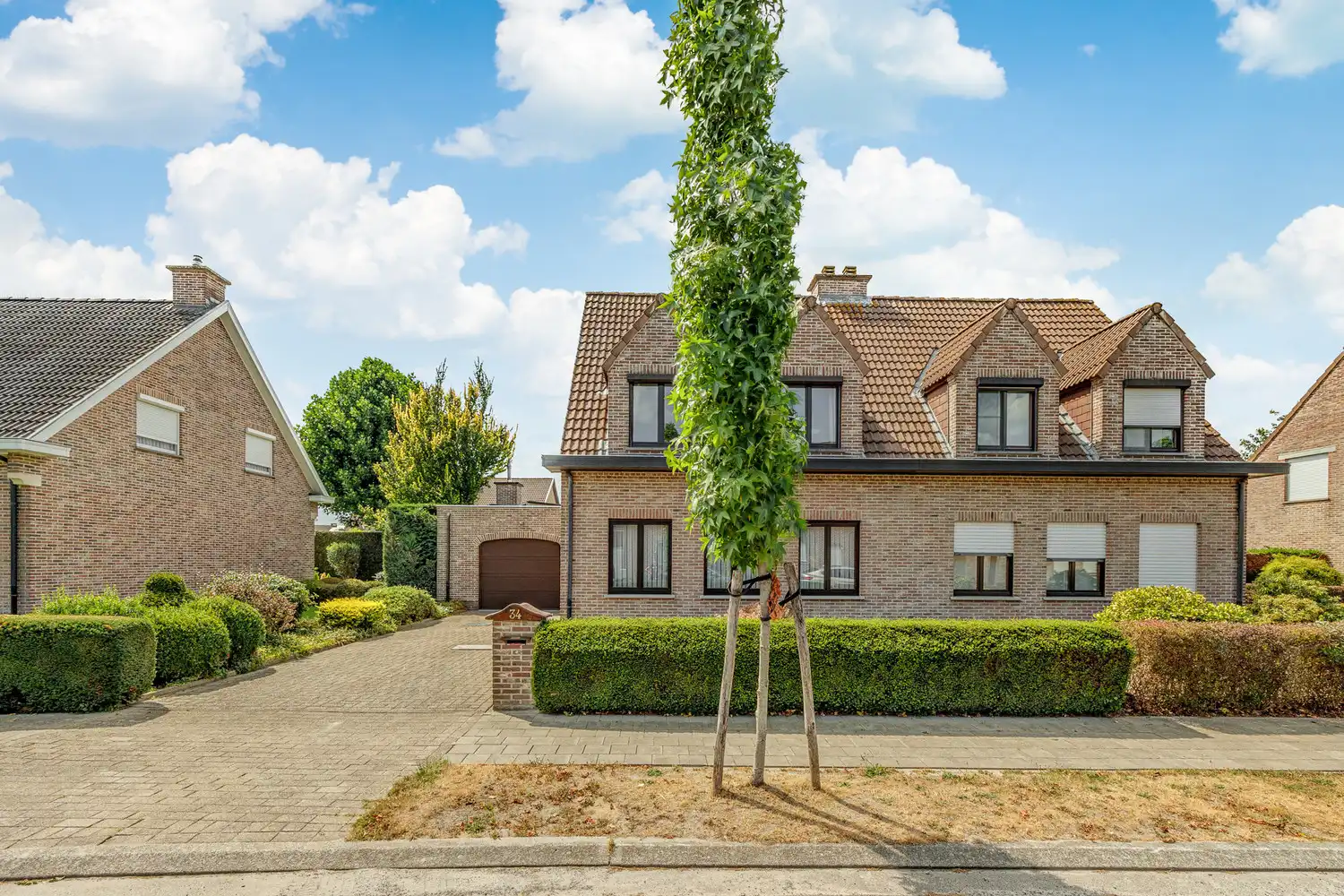 Instapklare gezinswoning met zonnige tuin in een rustige, doodlopende straat foto 27