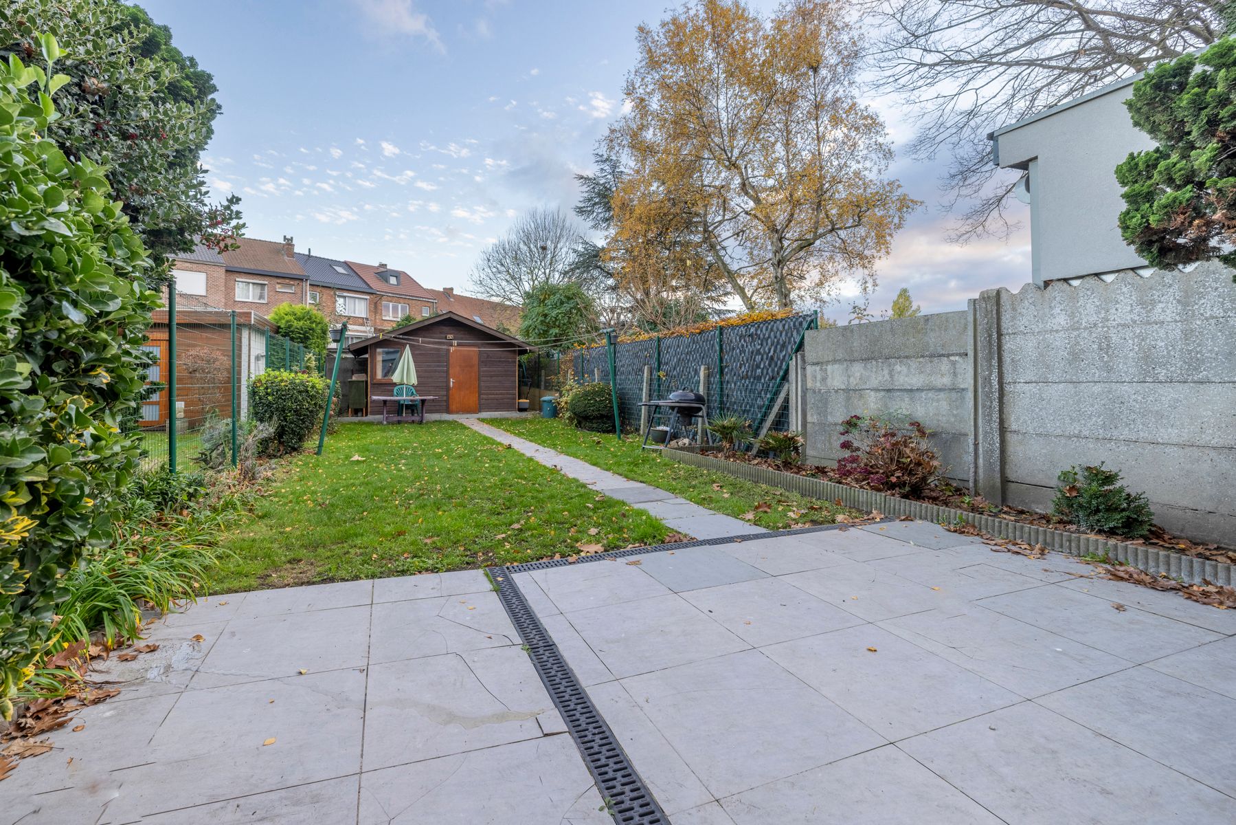 WONING MET TUIN EN GARAGE TE KOOP IN RUSTIGE STRAAT!! foto 16