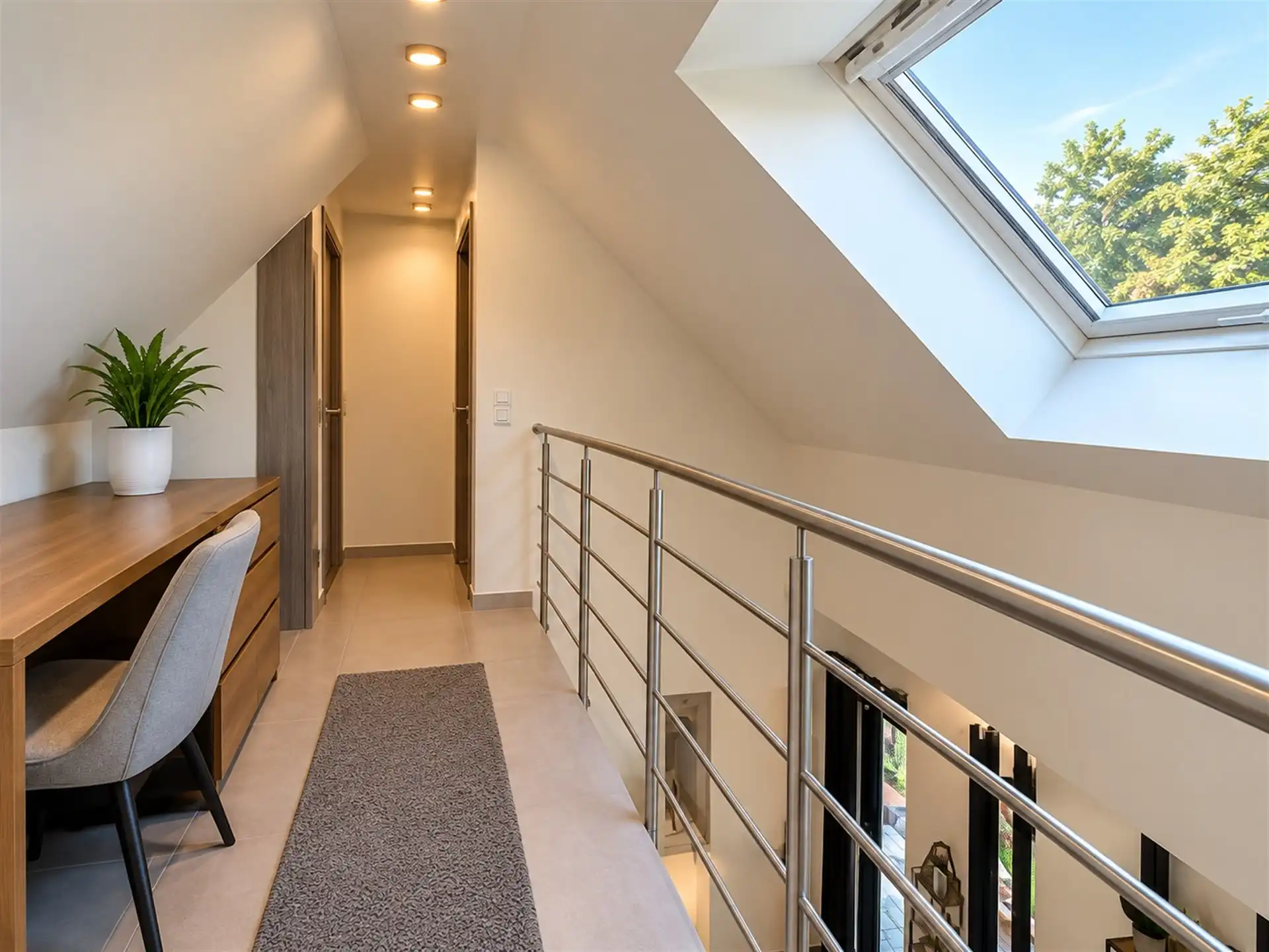 Duplex-appartement met 2 slaapkamers nabij centrum Erembodegem foto 9