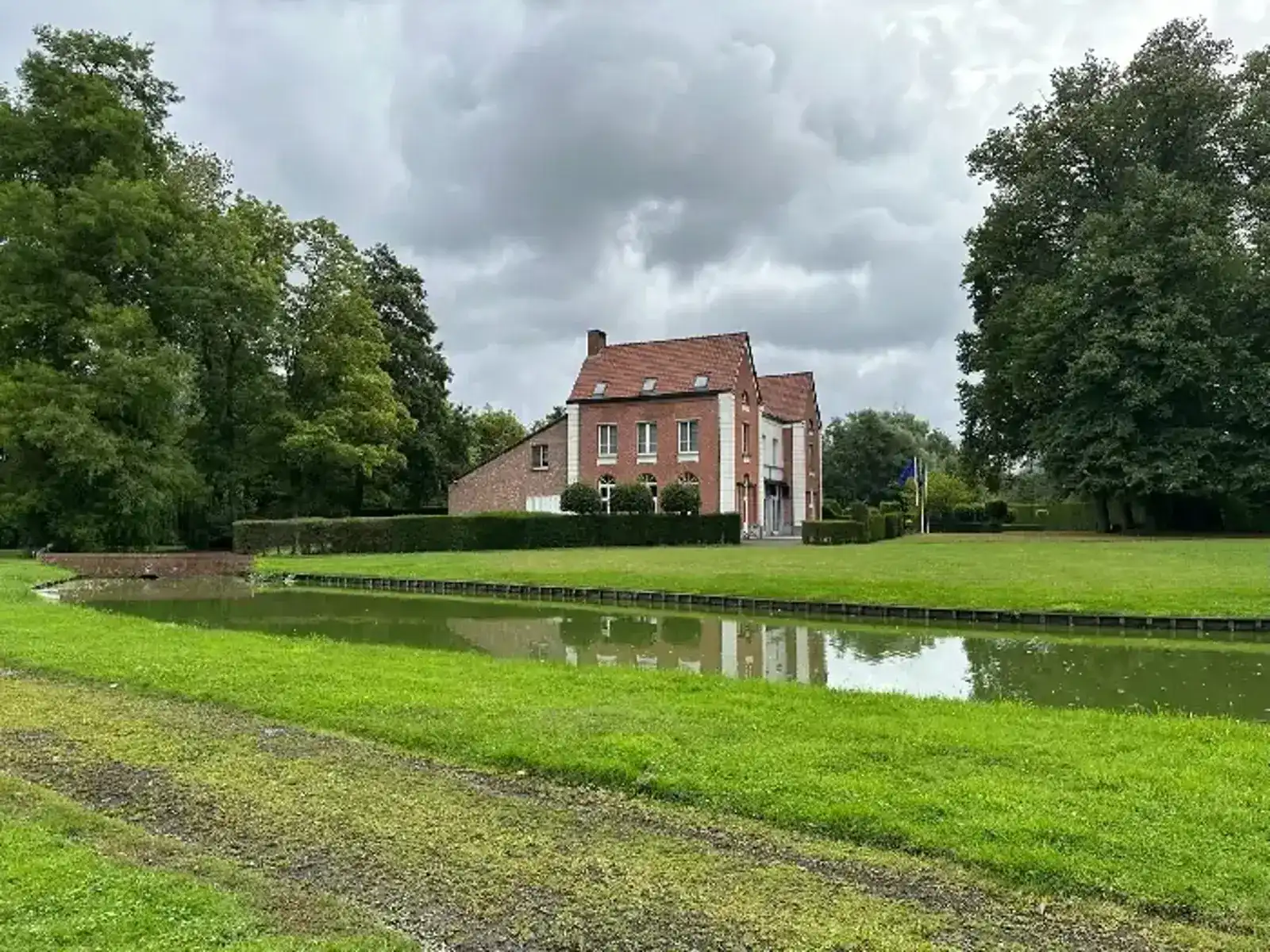 Exclusief kantoor in het groen nabij Antwerpen foto 8