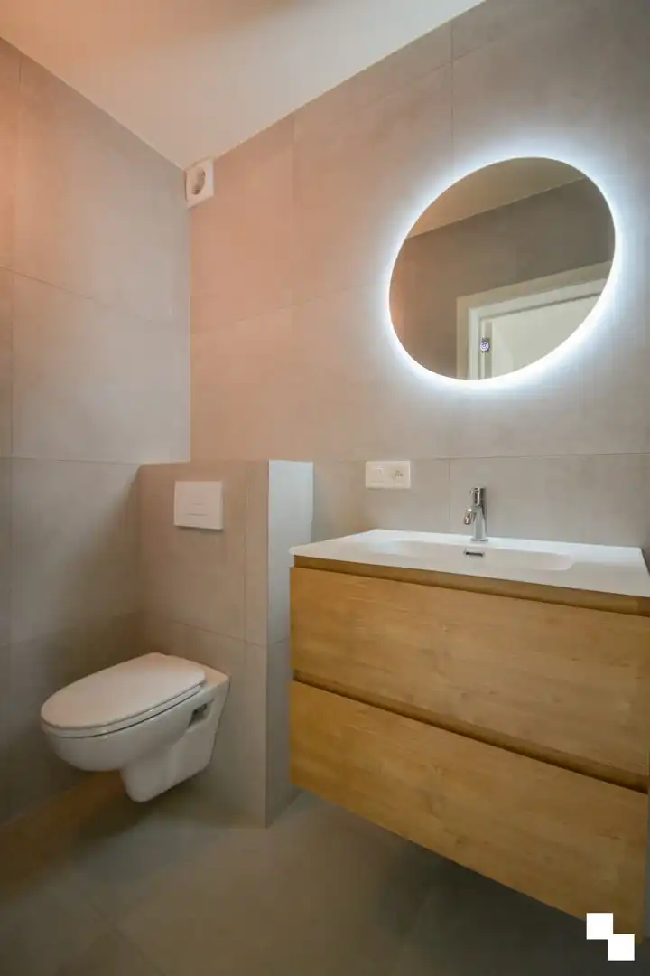 Volledig gerenoveerde studio nabij centrum Roeselare foto 8