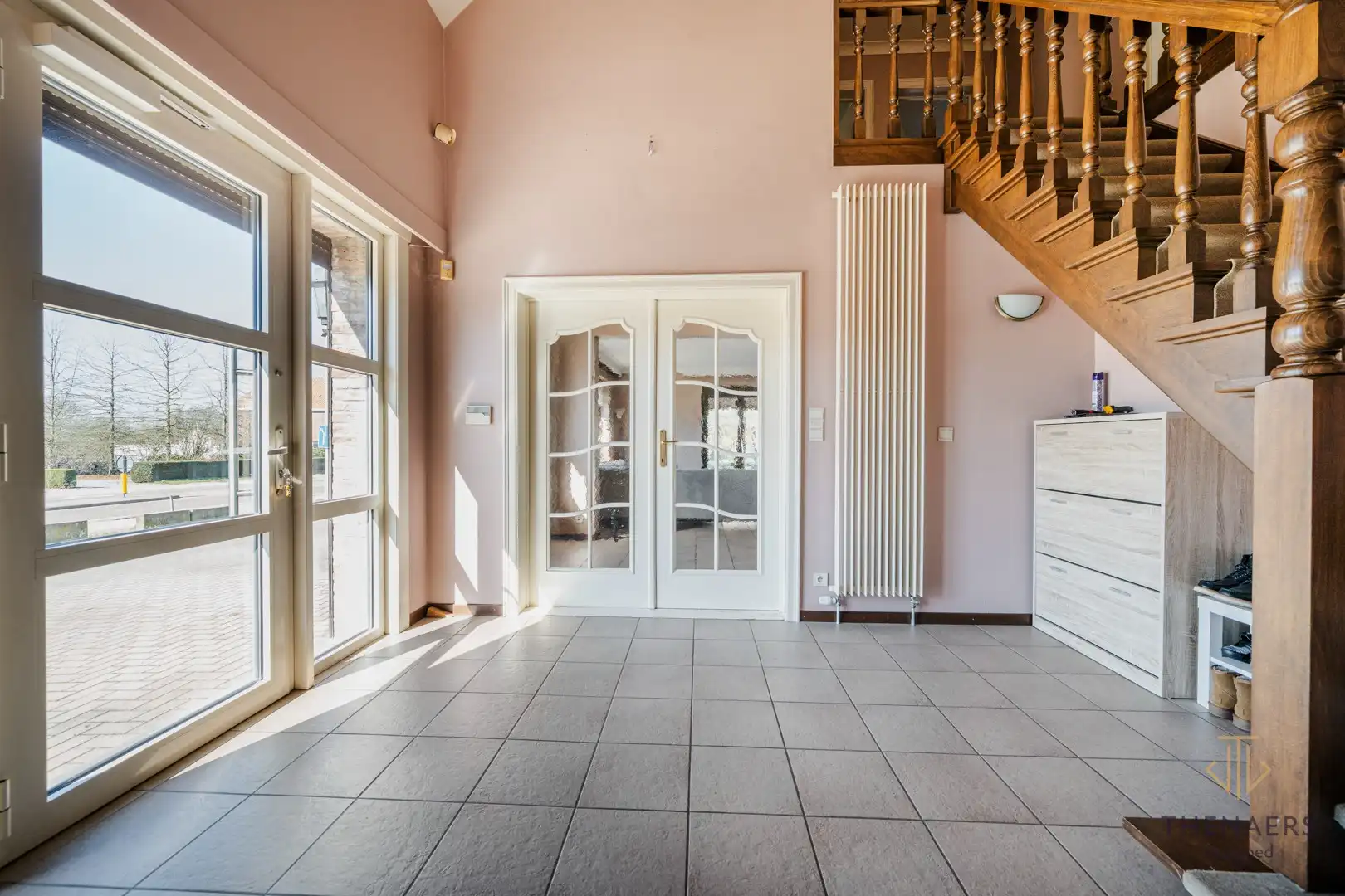 Ruime woning met tal van mogelijkheden op een strategische locatie in Sint-Truiden. foto 2