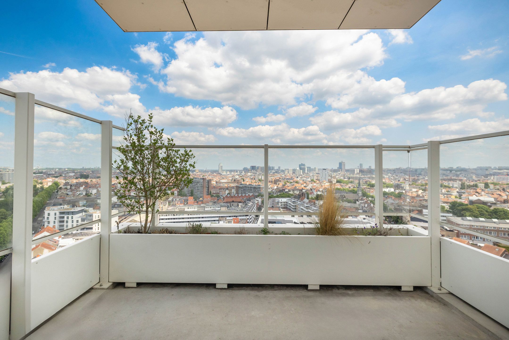 Prachtig appartement met 1 slaapkamer van ± 70 m² foto 4