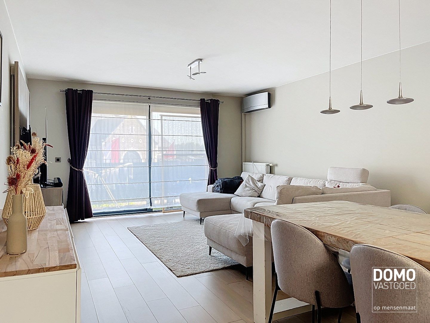 INSTAPKLAAR APPARTEMENT MET AUTOSTANDPLAATS TE CENTRUM KERMT - EPC label B  foto 2