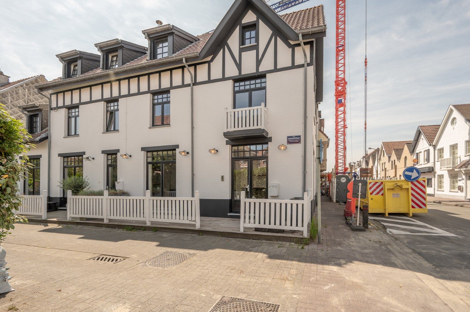 Mooie woning, centraal gelegen tussen het Alfred Verweeplein het Gemeenteplein foto 15
