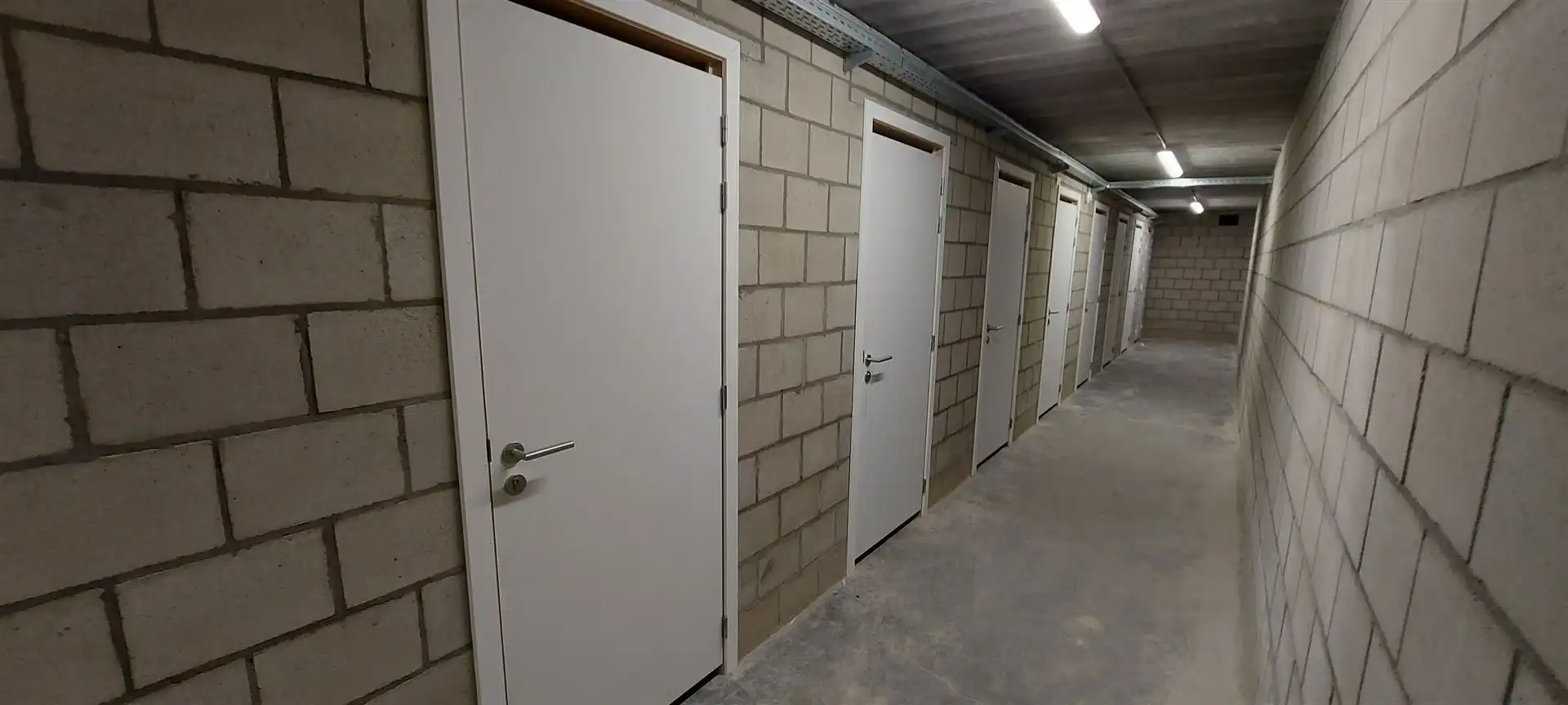 Gelijkvloers appartement foto 12