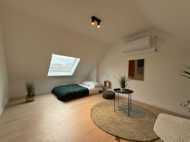 Gerenoveerde studio nabij natuurgebied de Bourgoyen foto {{pictureIndex}}