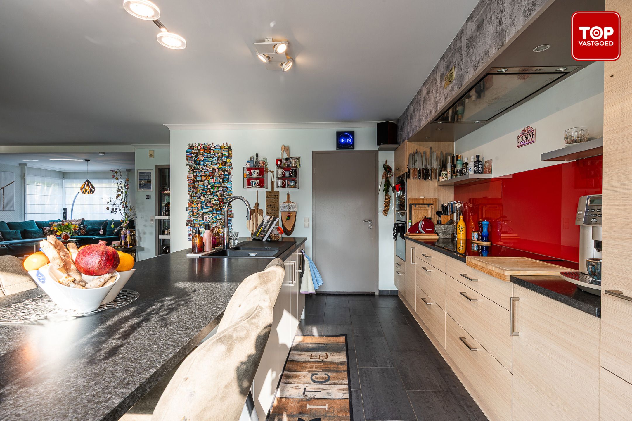 Ruime alleenstaande villa met 3 slaapkamers en tuin van 1001m². foto 12