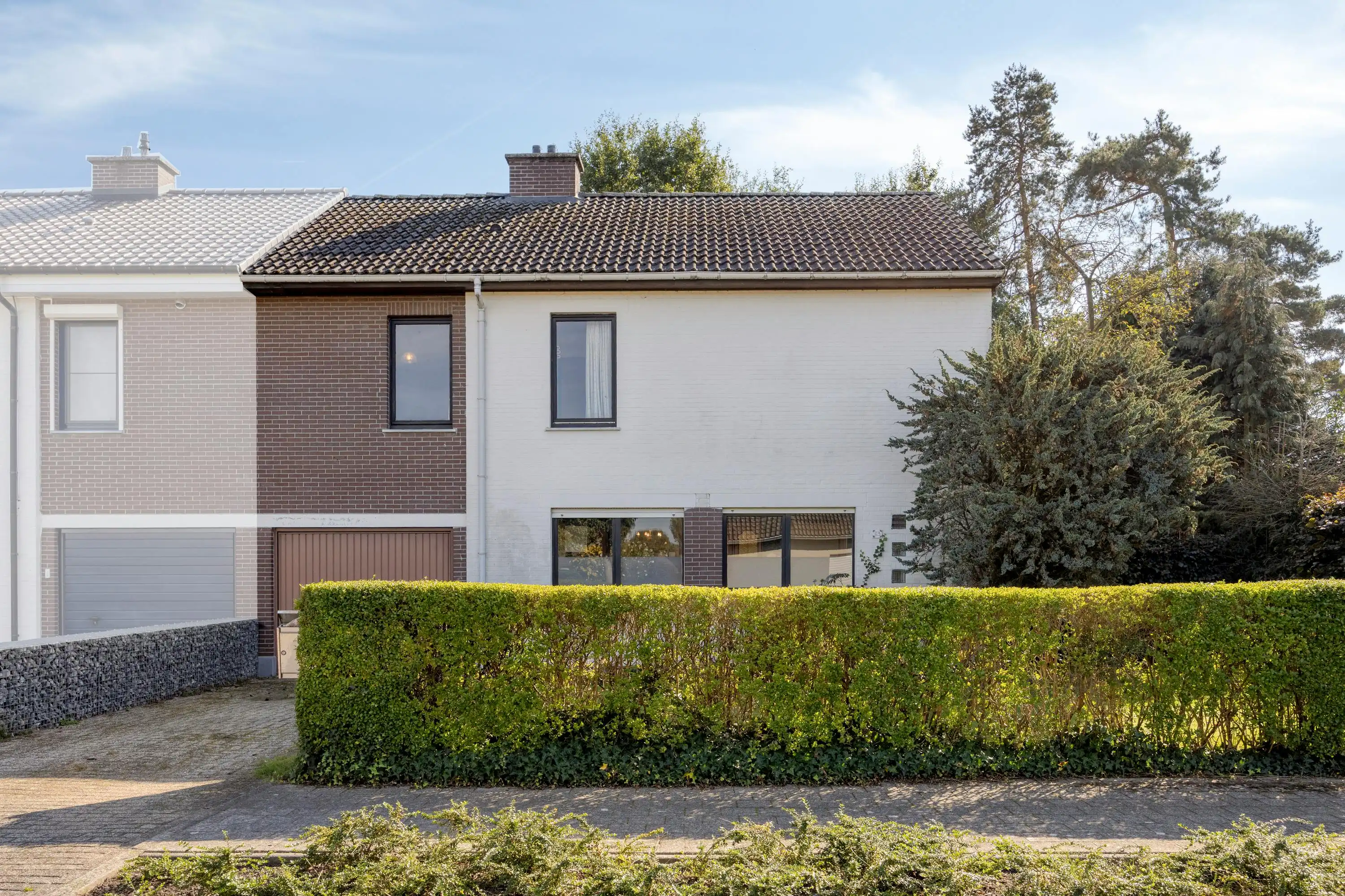 Goed gelegen, te renoveren huis te koop in Lichtaart foto 2