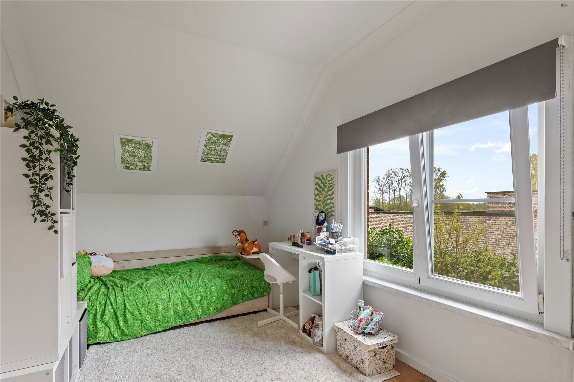 Indrukwekkende woning op een ruim perceel van 2208 m². foto 15