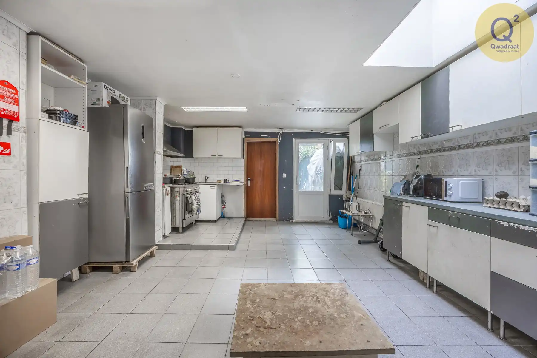 huis met 6 slpks, 2 badkamers, 2 keukens en stadstuintje foto 5