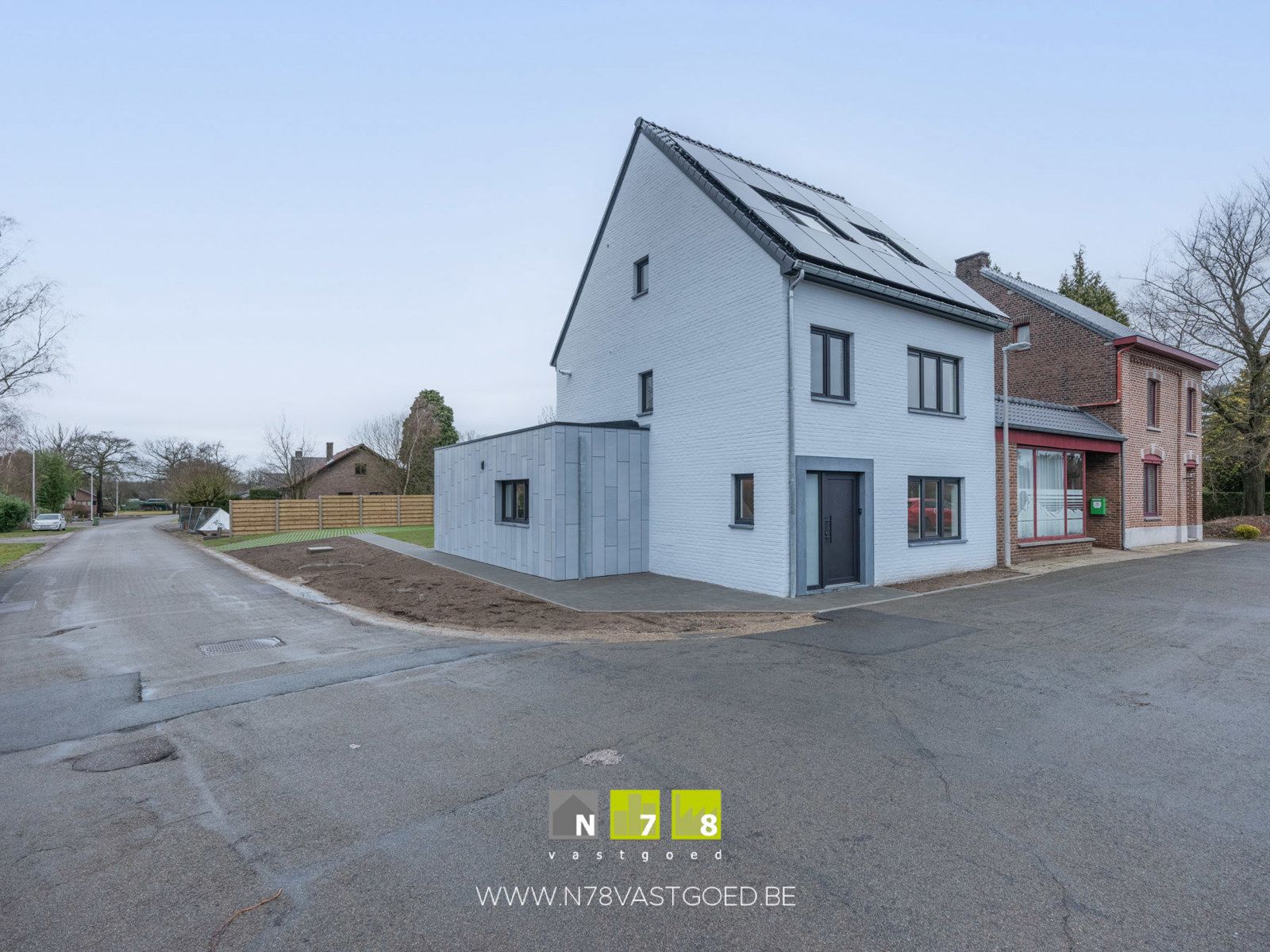 Huis te koop foto {{pictureIndex}}