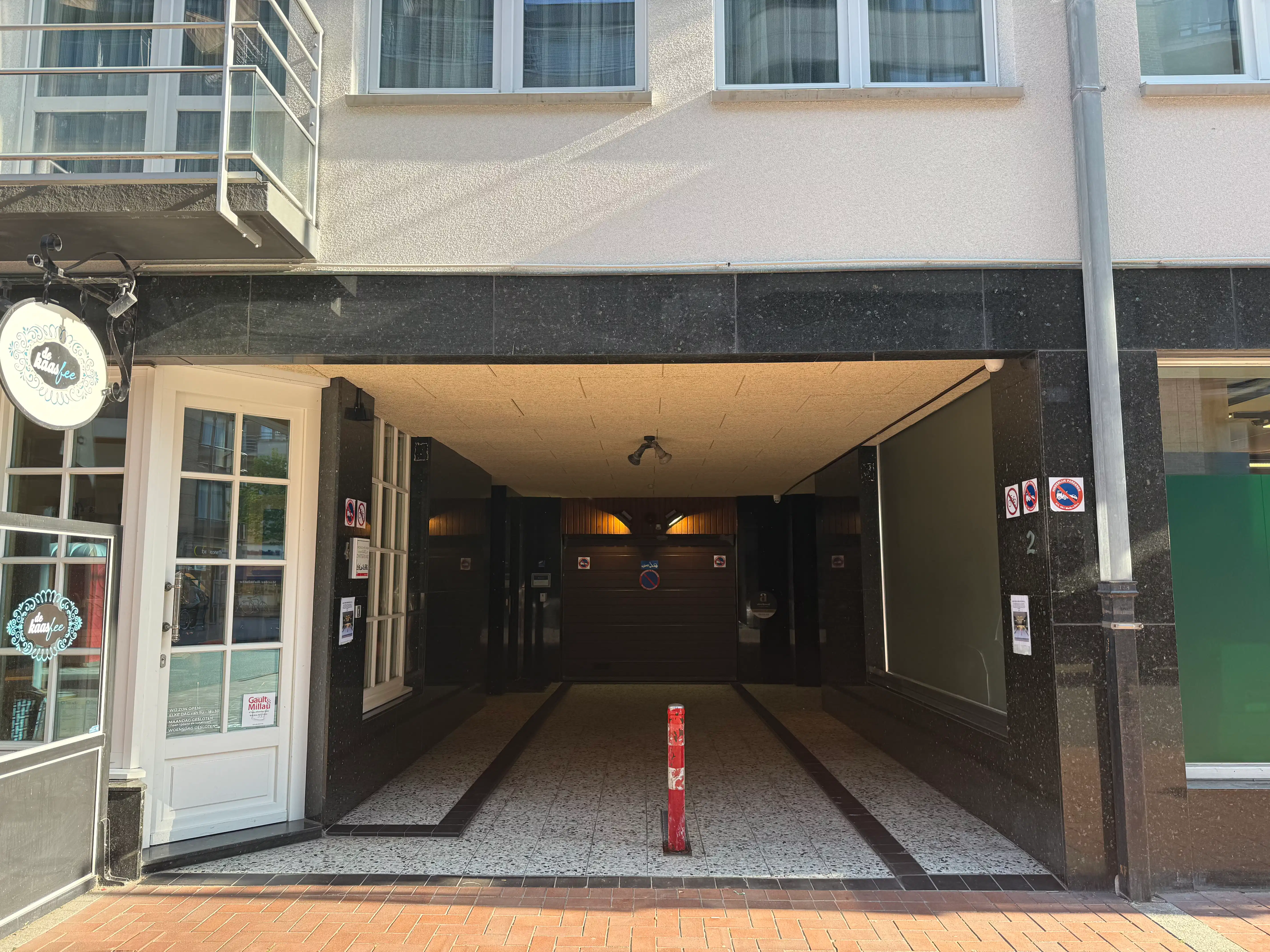 Dubbele autostaanplaats in het centrum van Knokke foto 4