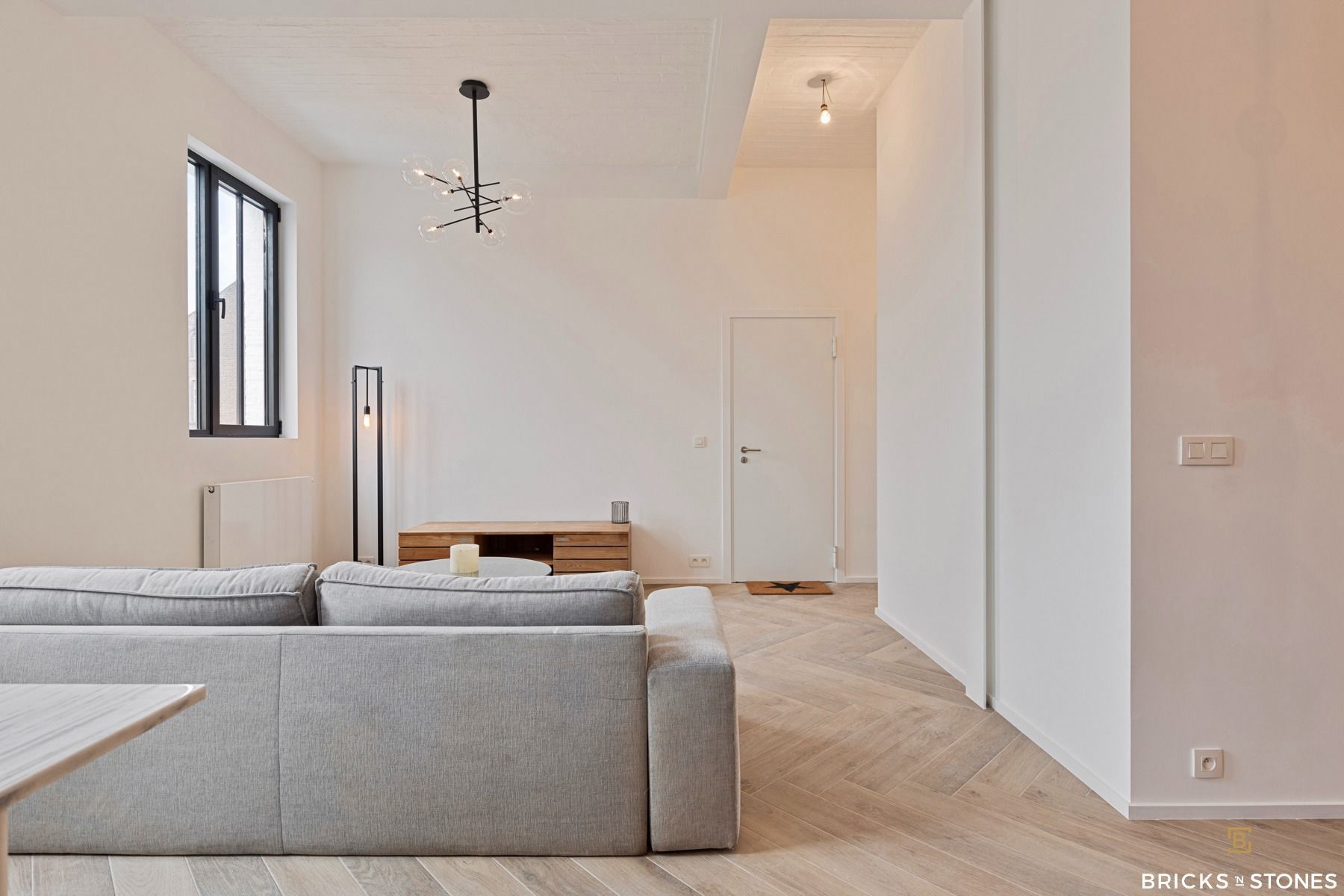 Luxueus gerenoveerd en bemeubeld 2-slaapkamer appartement  foto 9