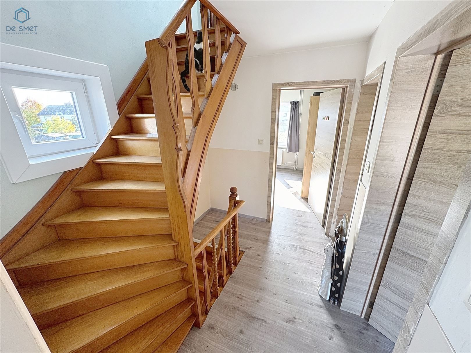 Instapklare gezinswoning met 3 slaapkamers, 2 badkamers, tuin en garage vlakbij het centrum van Geraardsbergen foto 8