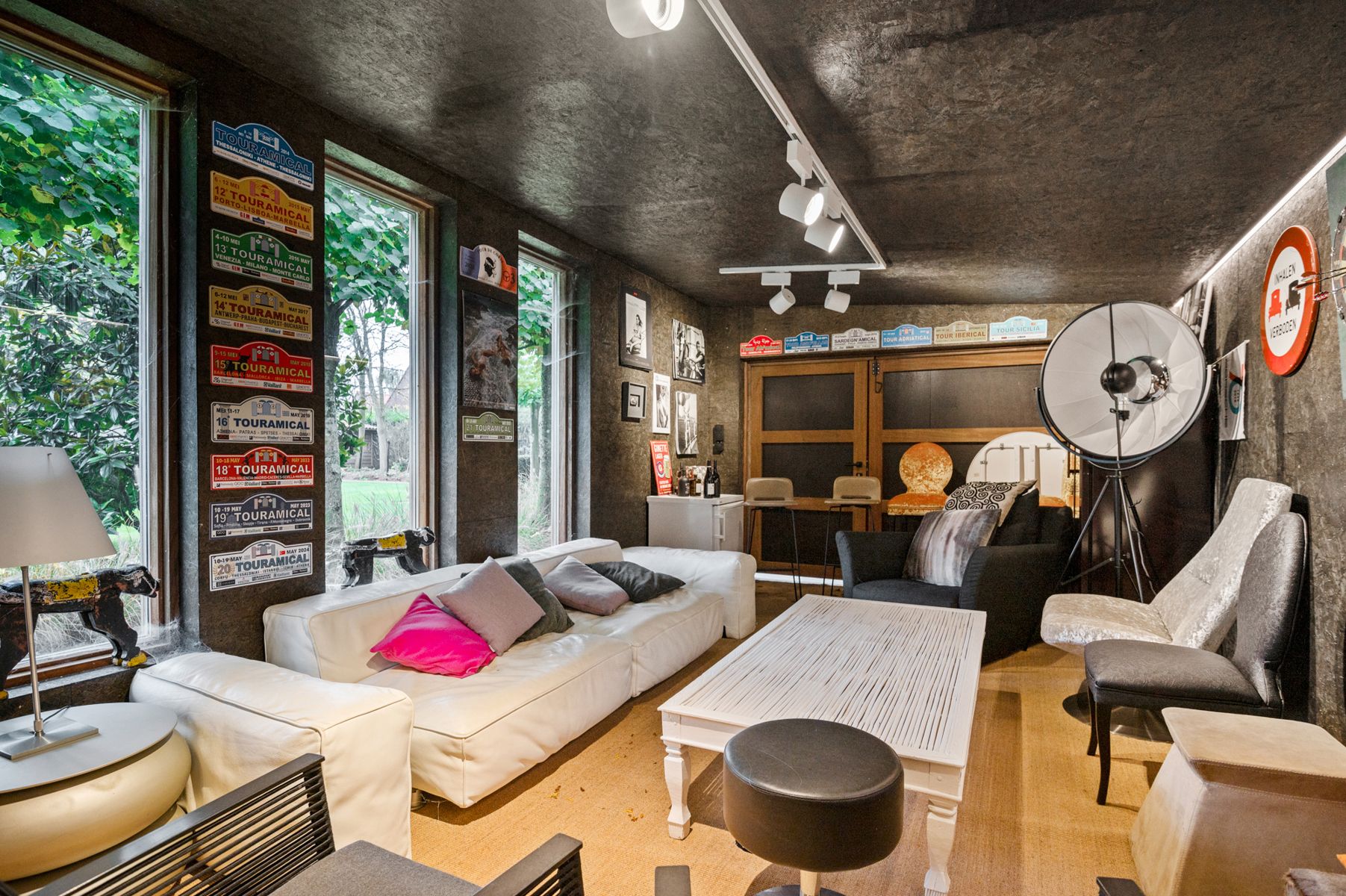 High-end afgewerkte praktijkvilla in het centrum foto 28