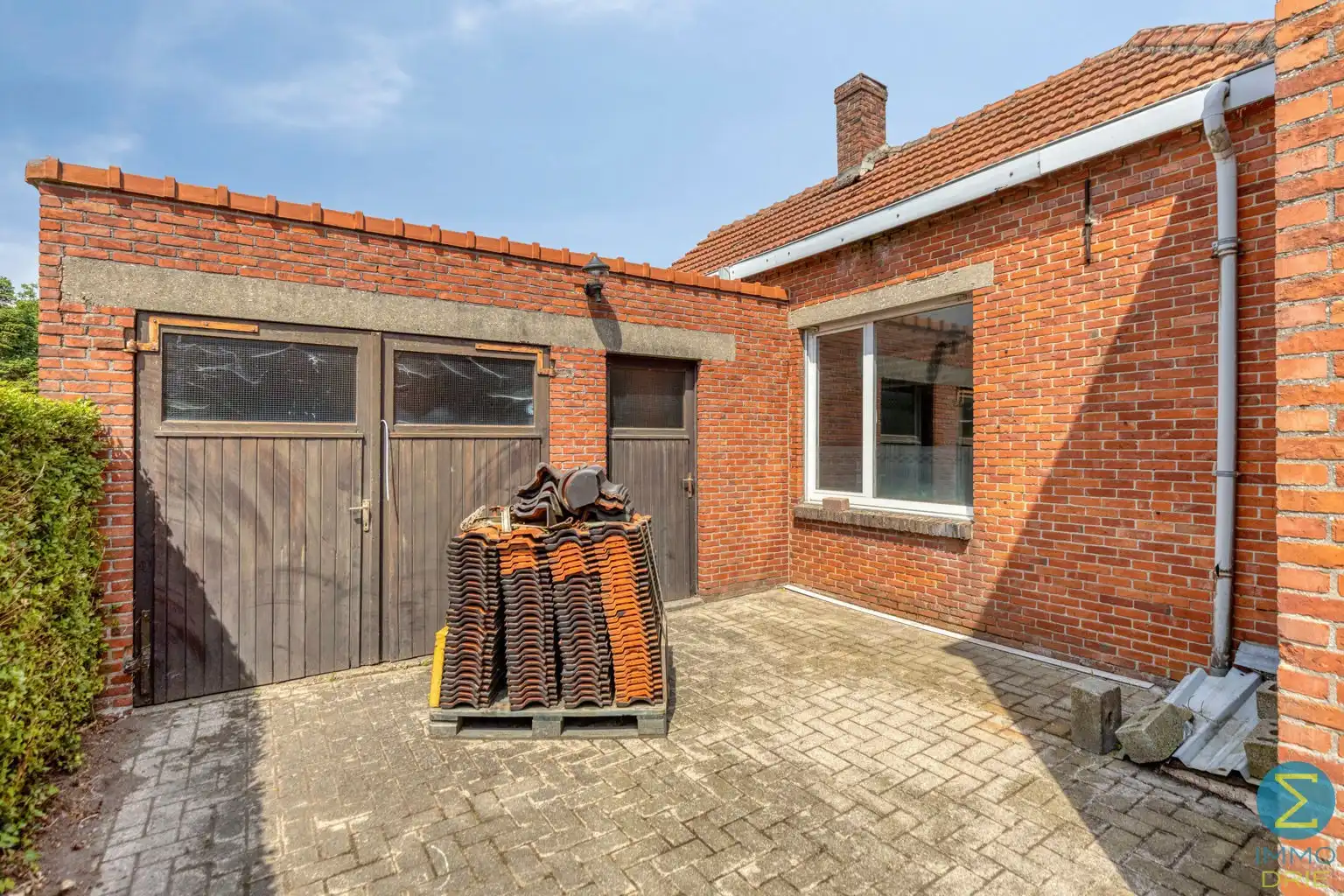 Te renoveren woning op perceel van 681m² foto 16