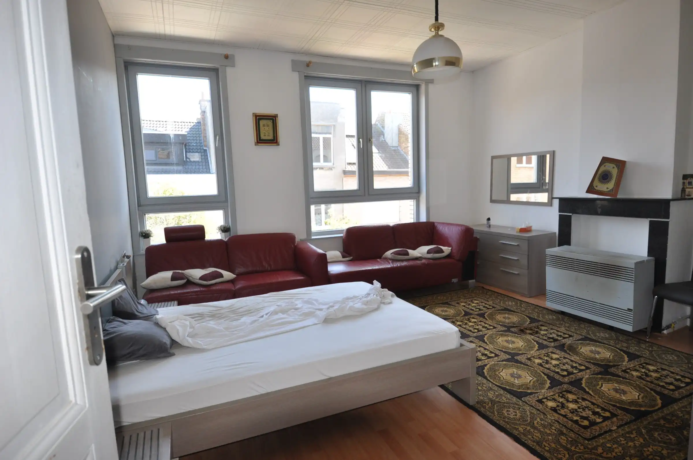 Ruime eensgezinswoning te Oostende foto 6