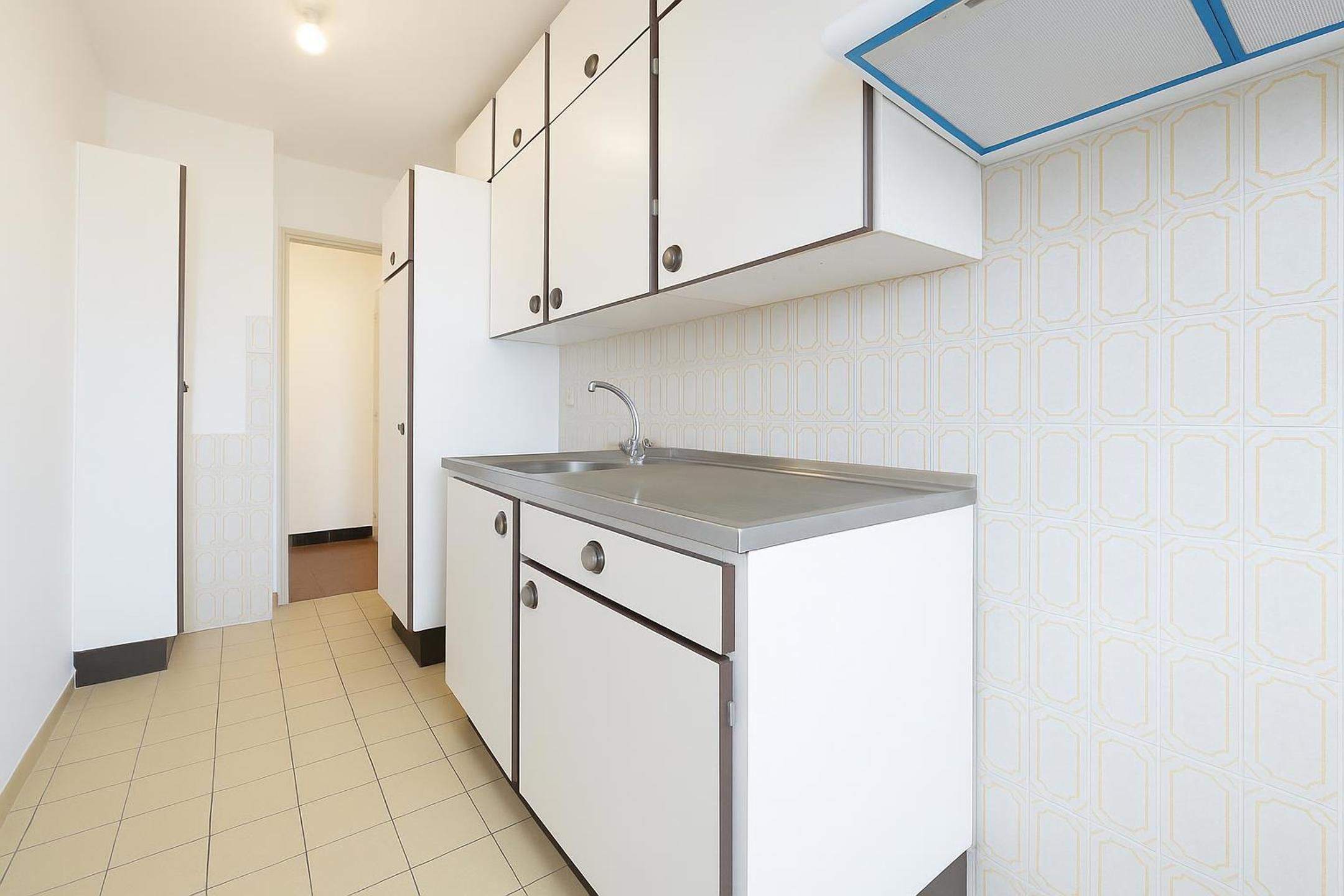 Topverdieping 2 slpks + garage: ontgrendel zijn potentieel! foto 6