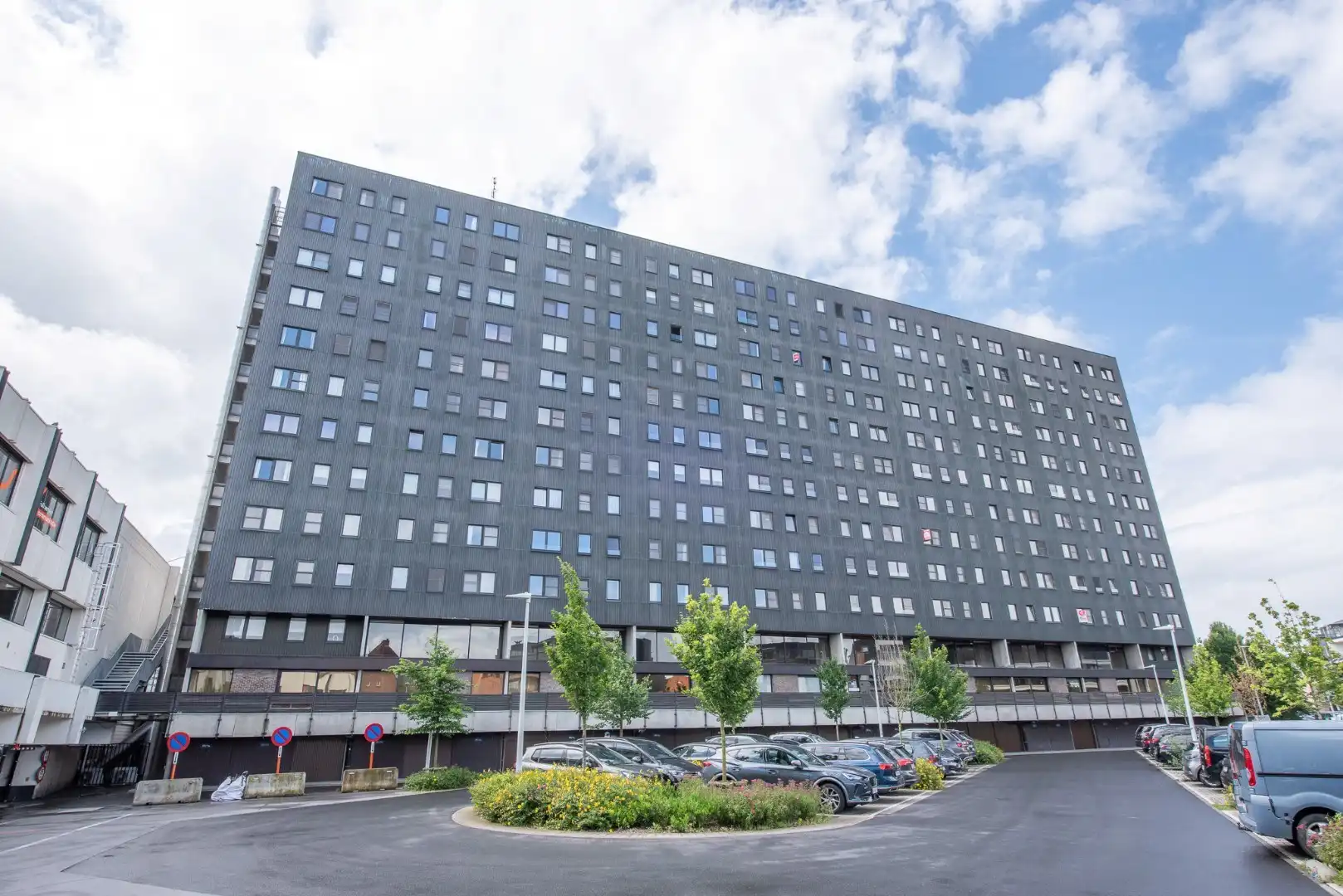 Te koop – Ruim gerenoveerd appartement in Residentie Regenboog. foto 11