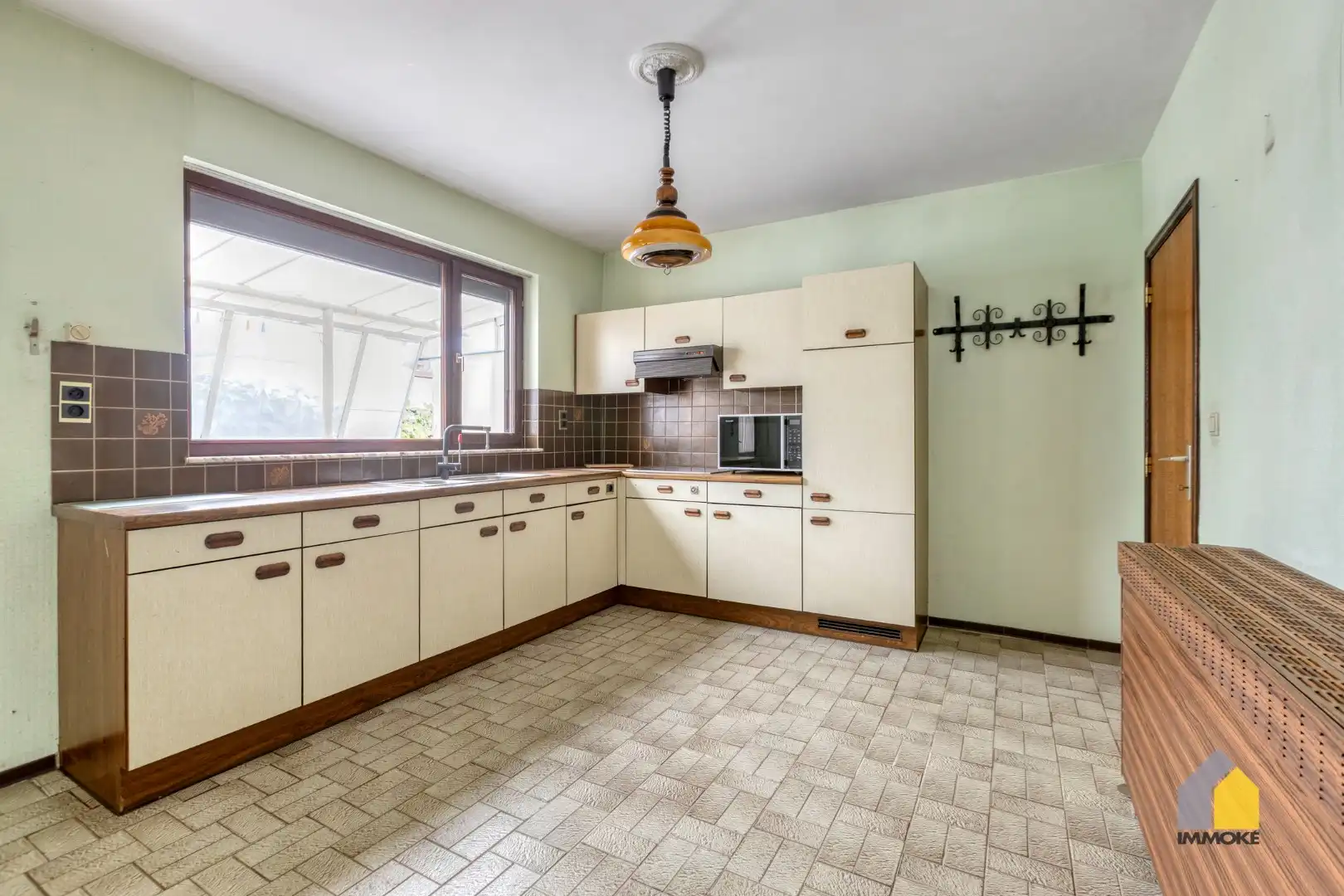 Op te frissen woning met 3 slpk op perceel van 5a 67ca. foto 7
